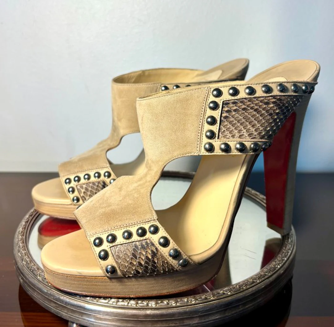 Christian Louboutin - Heeled shoes - Size: EU 40.5