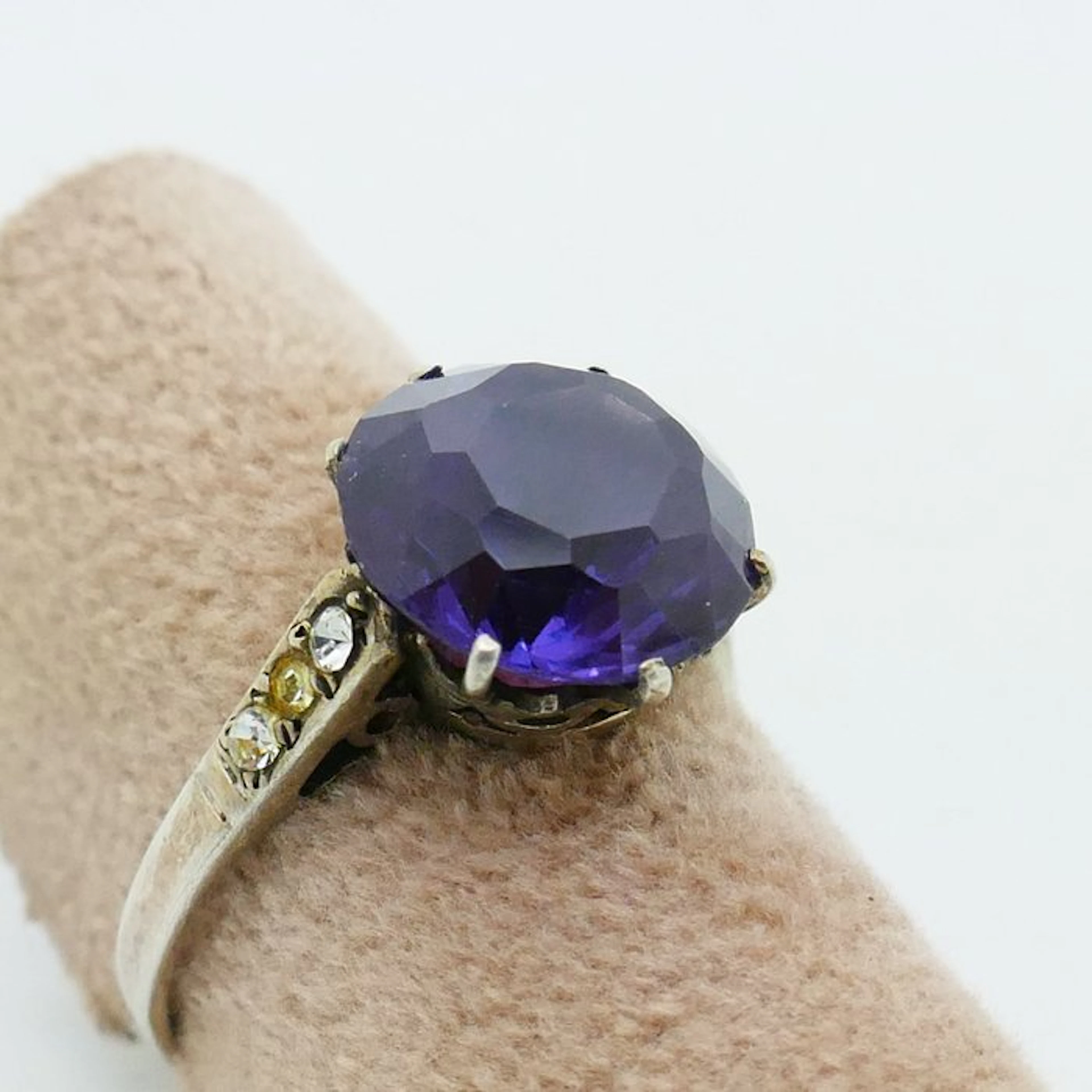 Silver - Ring - Art Deco - color change