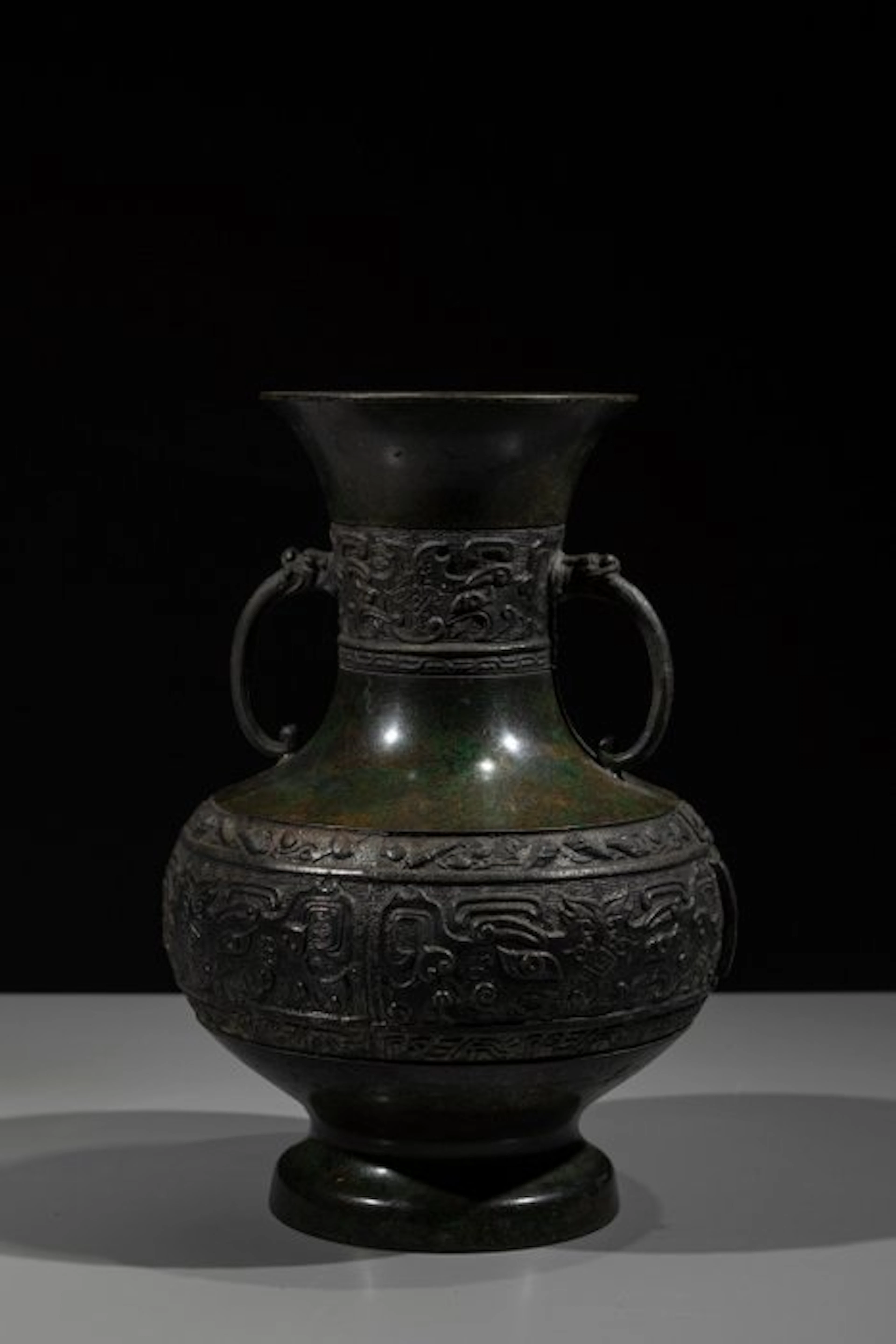 Vase - Bronze