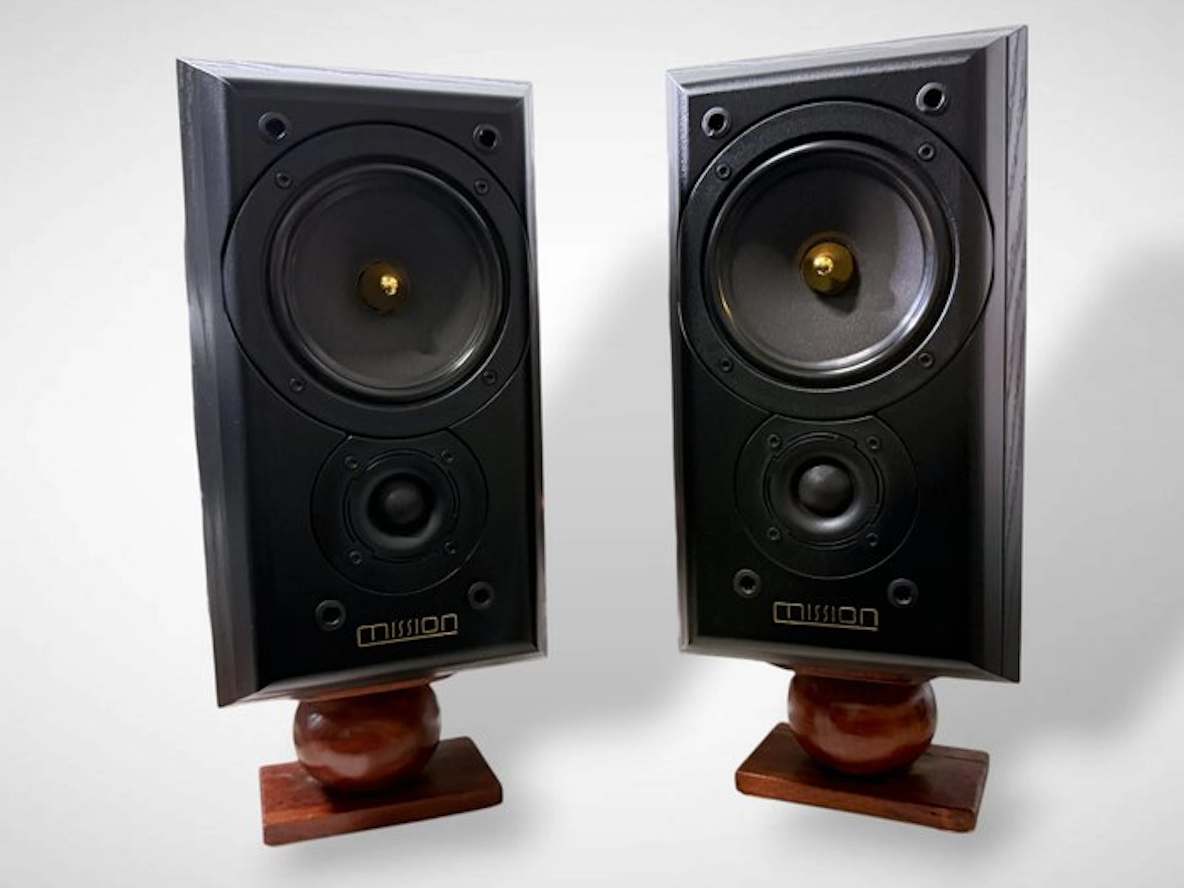 Mission - 771 / 2-Way Inverted Driver Bookshelf Speaker set