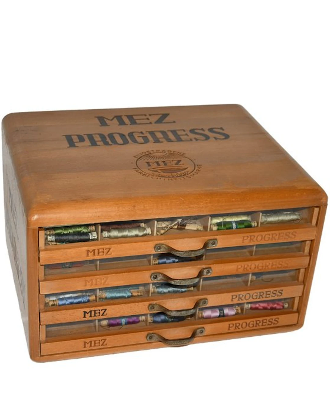 MEZ Progress - Sewing box - Wooden sewing thread display...