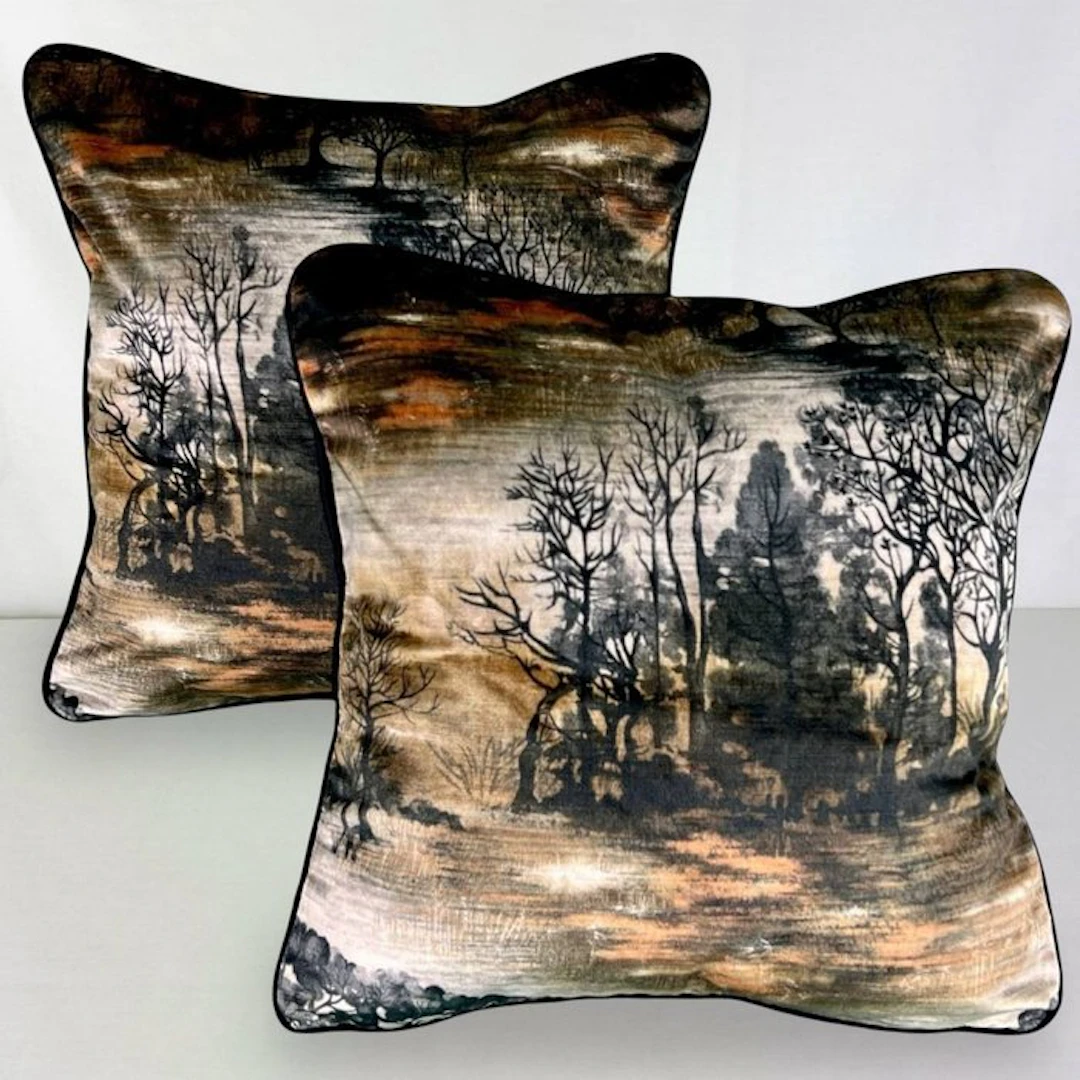 JANE CHURCHILL -New set of two - Cushion