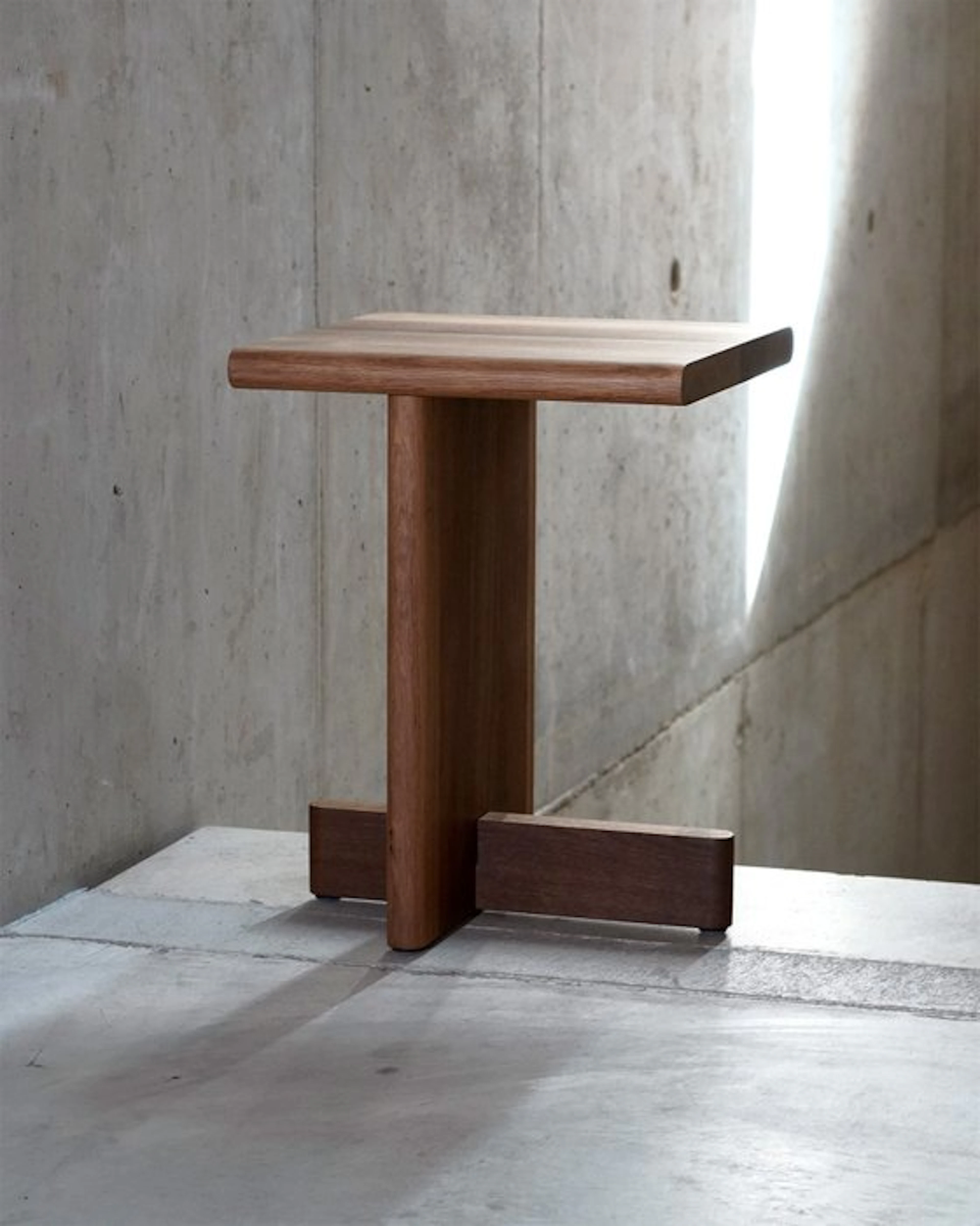 Johannes Hironimus - Side table - Oak, Smoked, Oiled