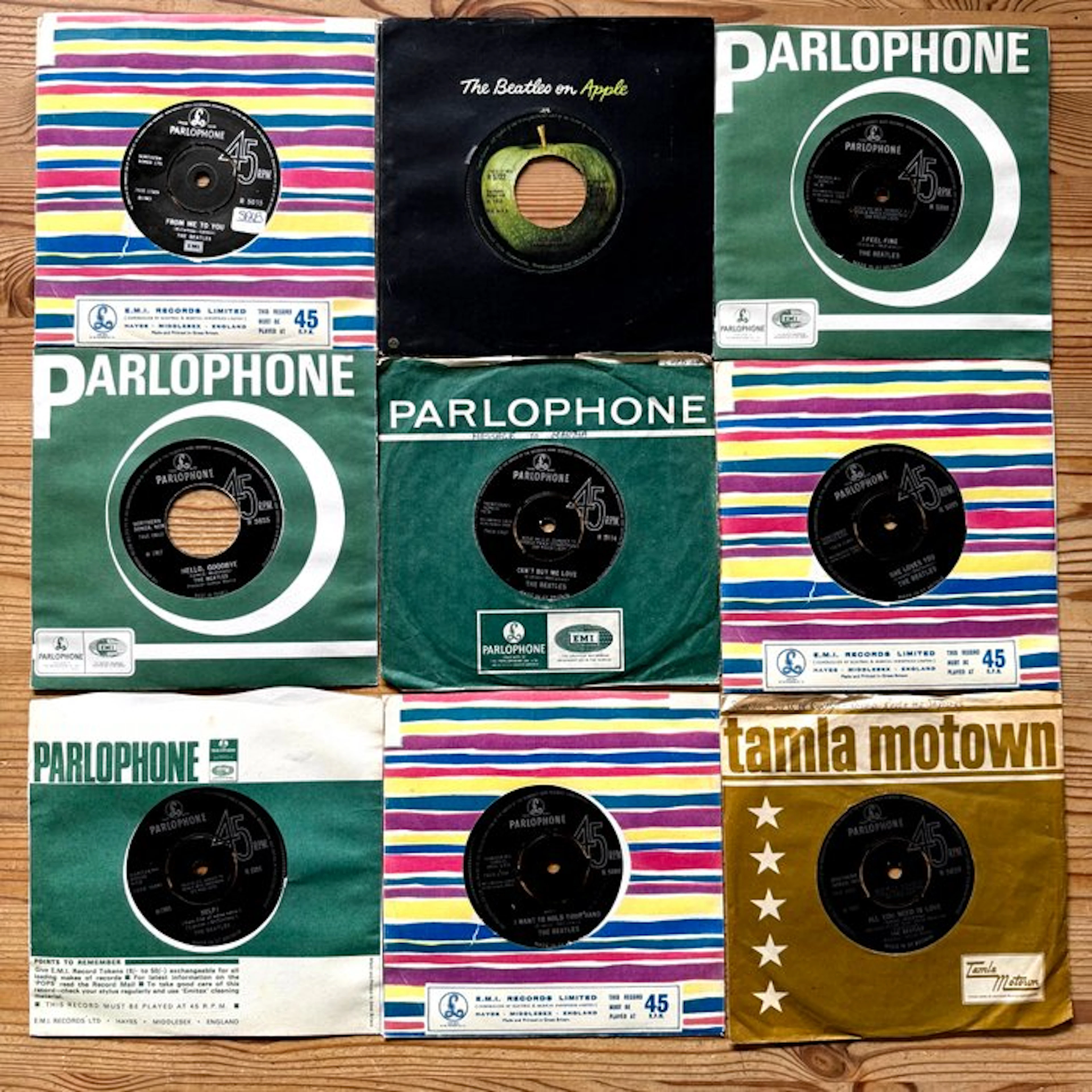 Beatles - 9 original Beatles Singles [UK first pressings]...