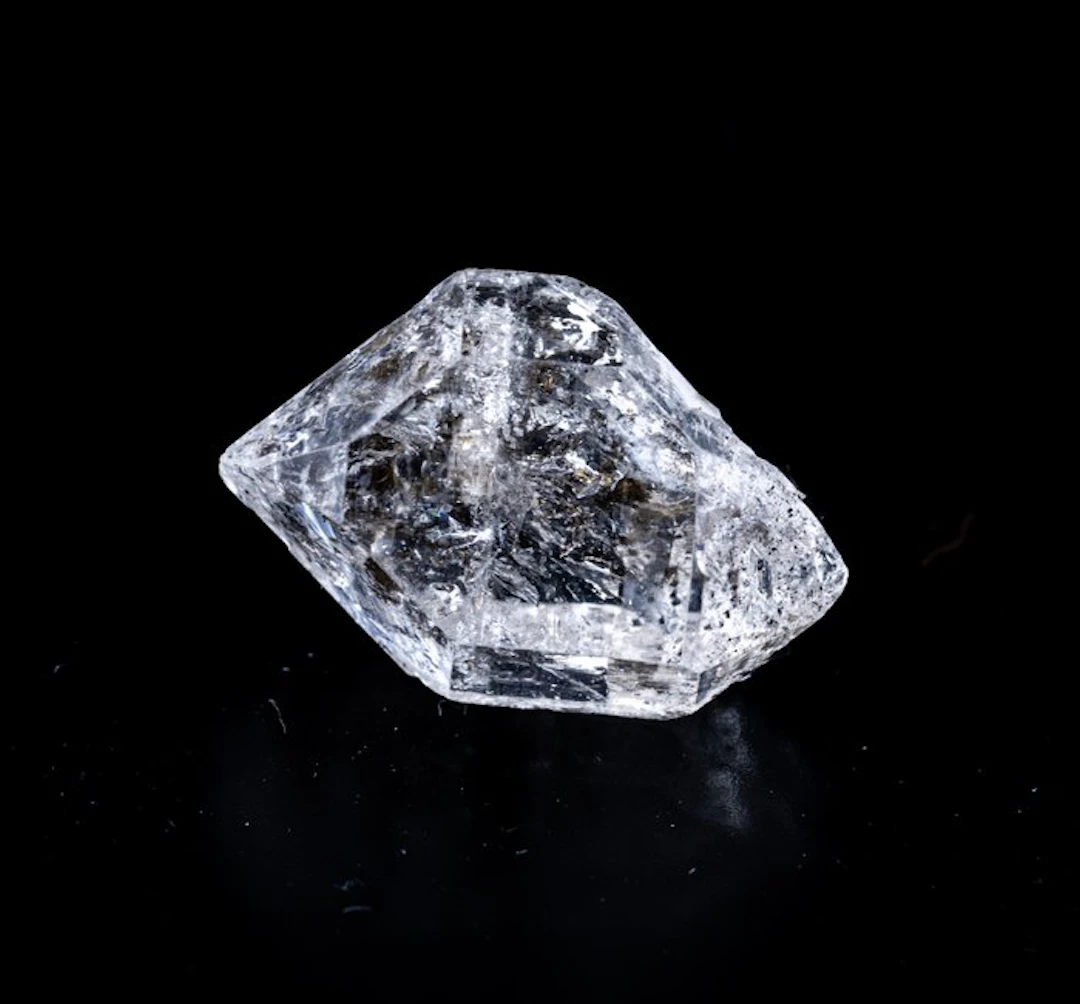 RAREST Herkimer Diamond — 6.10 carats Exceptional clarity...