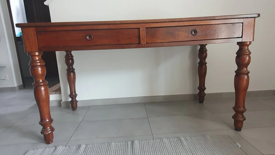 Table - Walnut