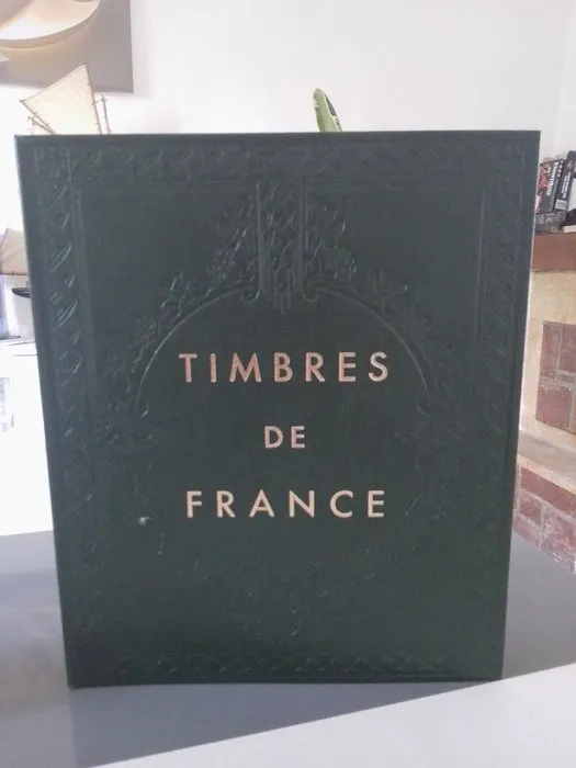 France 1938/1951 - Stamp album with a French stamp collection