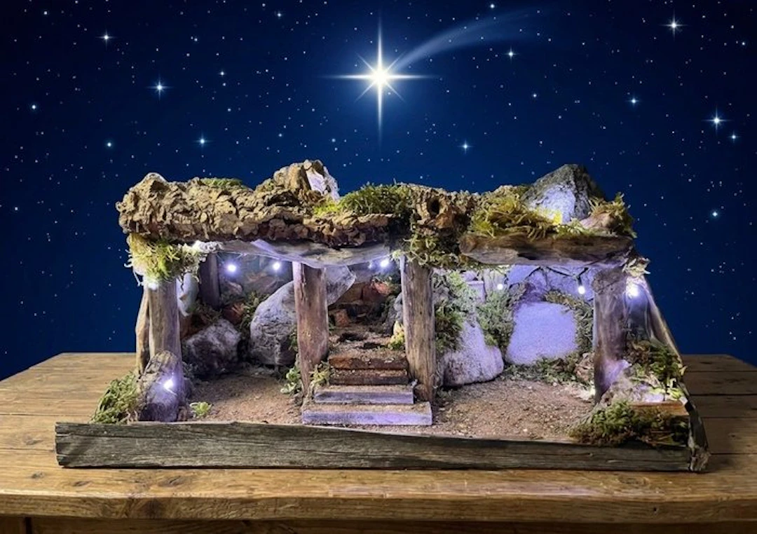 Nativity scene - Wood