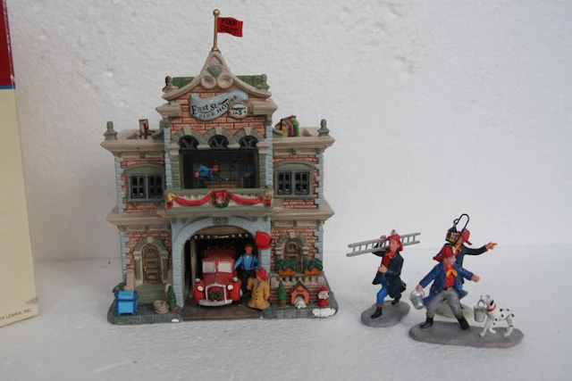 Christmas decoration Lemax (4) - Porcelain - Lemax Fire Station