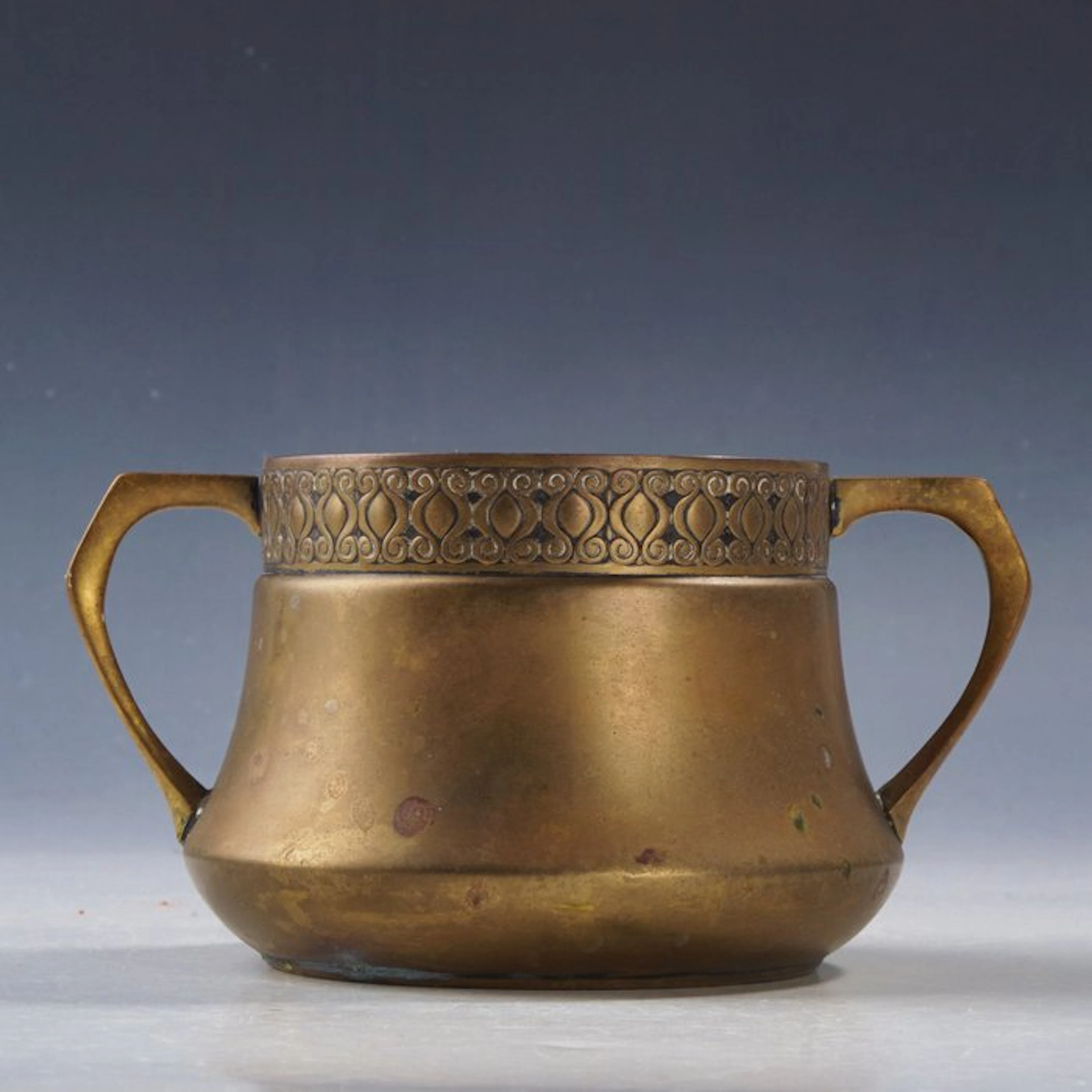 Orivit - Jar - Two-handled Art Nouveau with spiral band •...