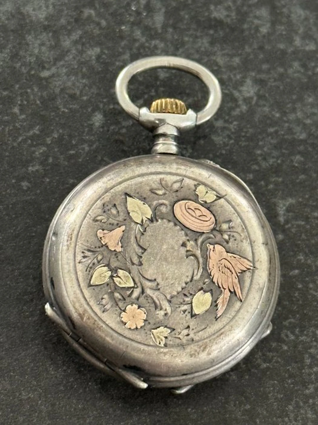 Montre de col - Boîtier argent sculpté d’un oiseau - pocket watch - 1900-1949