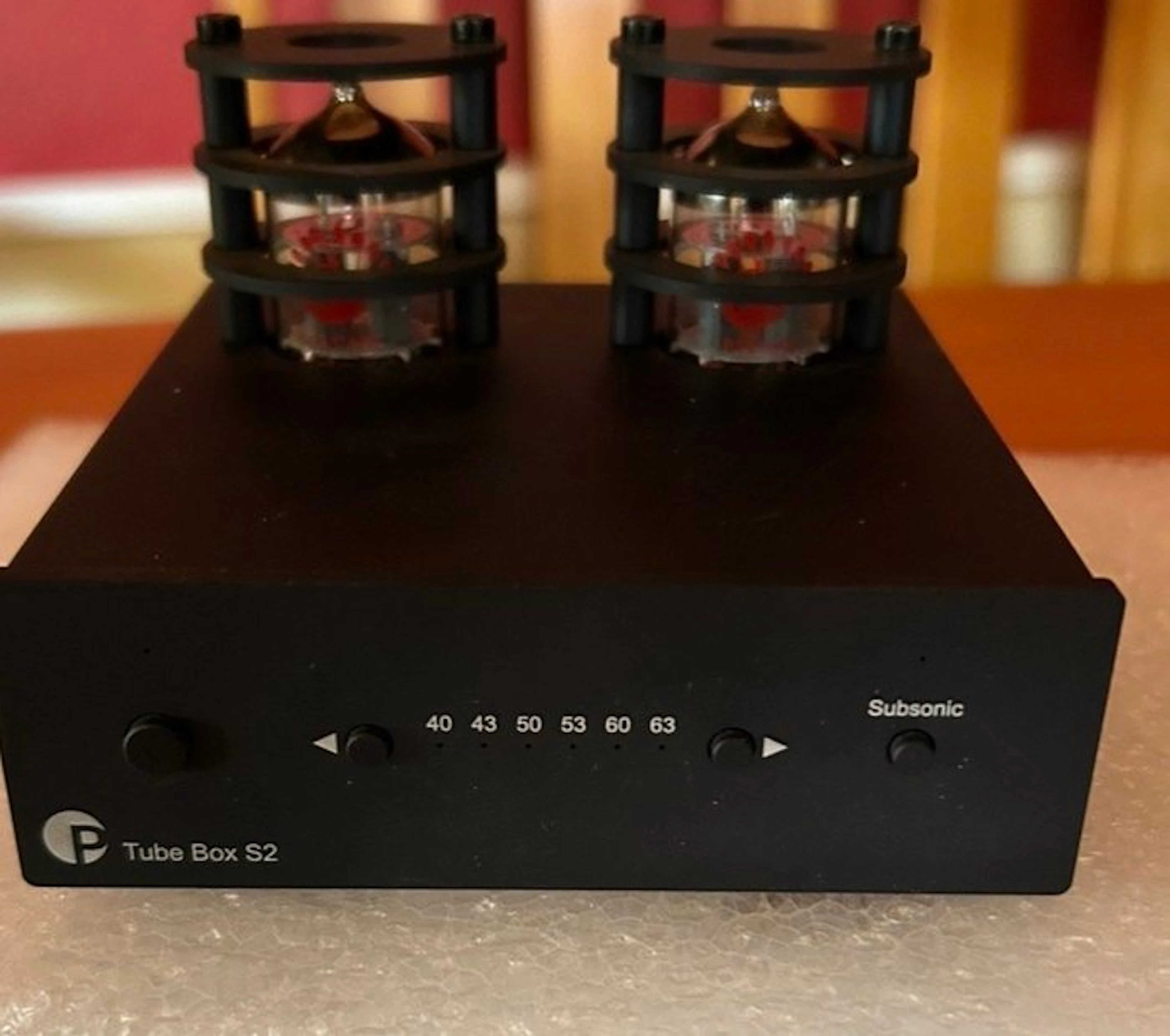 Pro-Ject - Tube Box S2 - Accu Box S2 Preamplifier