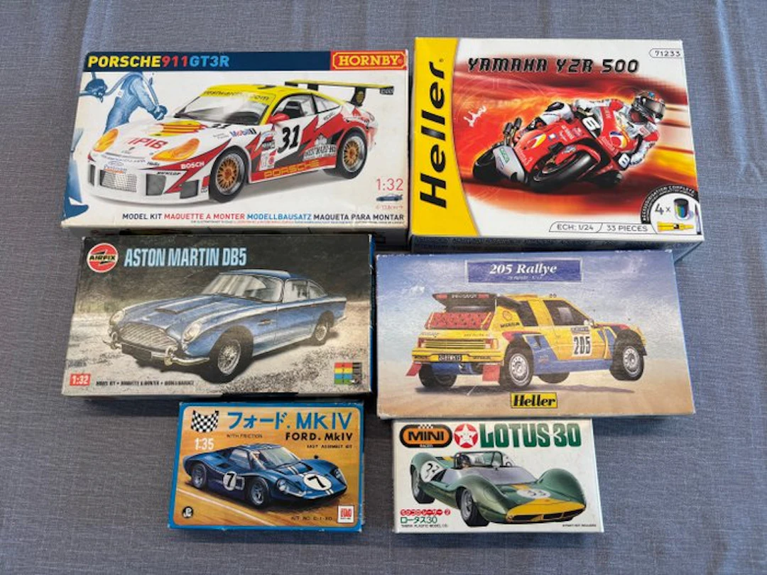 Hornby, Heller, Otaki, Tamiya - Model kit (6) - Mix set of vintage kits.