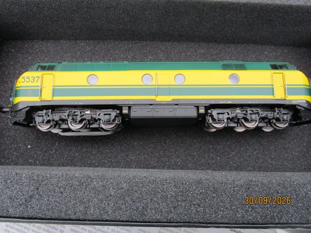 B-Models H0 - 22 106 - Model train locomotive (1)...