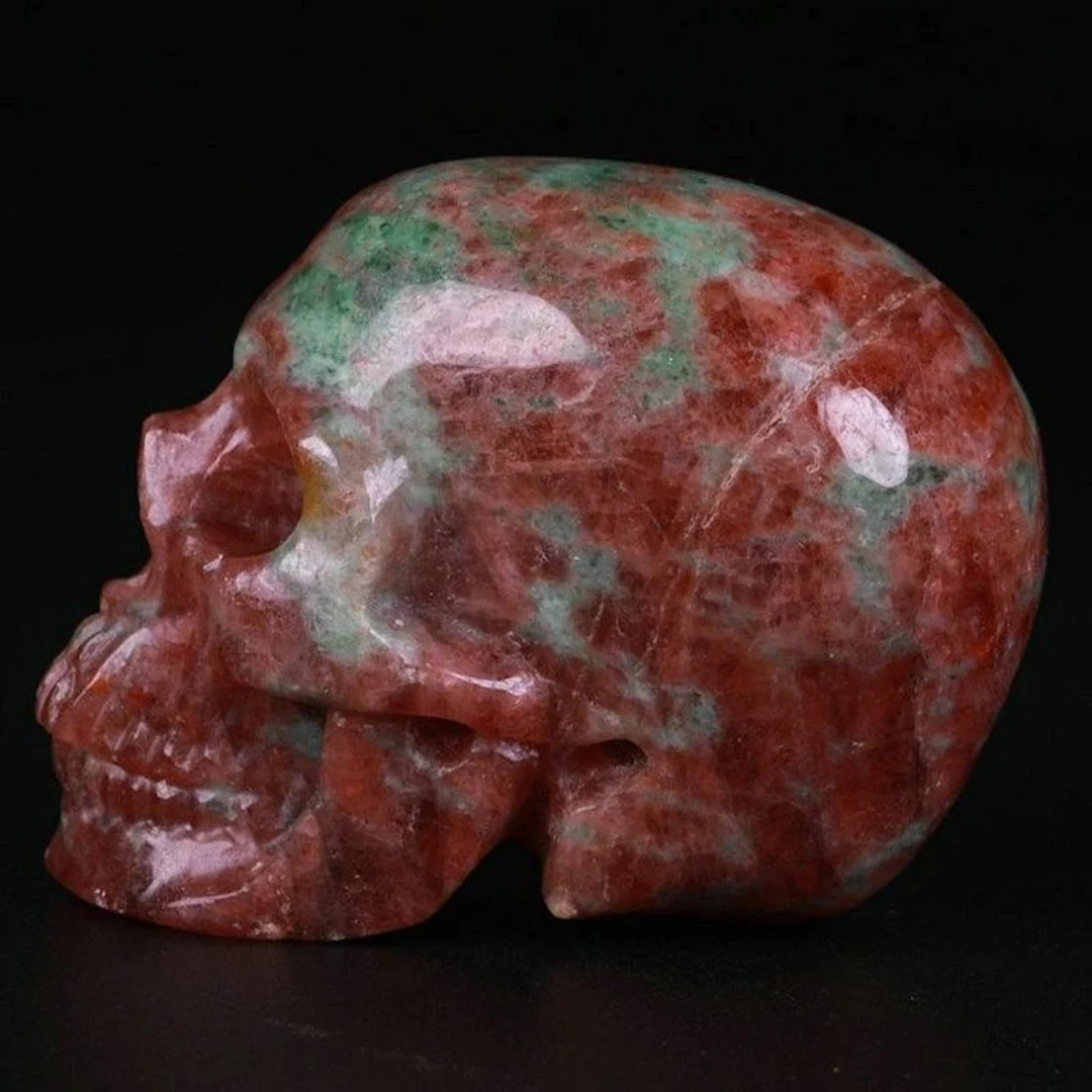 111g Garnet Skull – Persephone