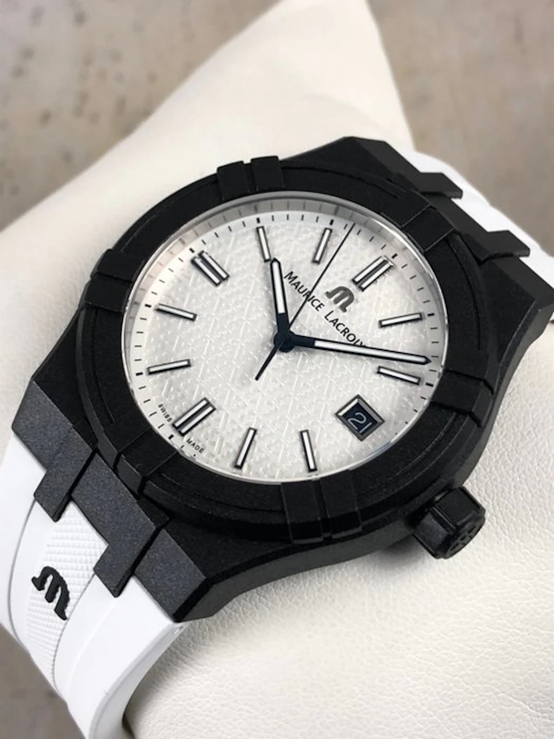 Maurice Lacroix - Aikon Tide Special Edition...