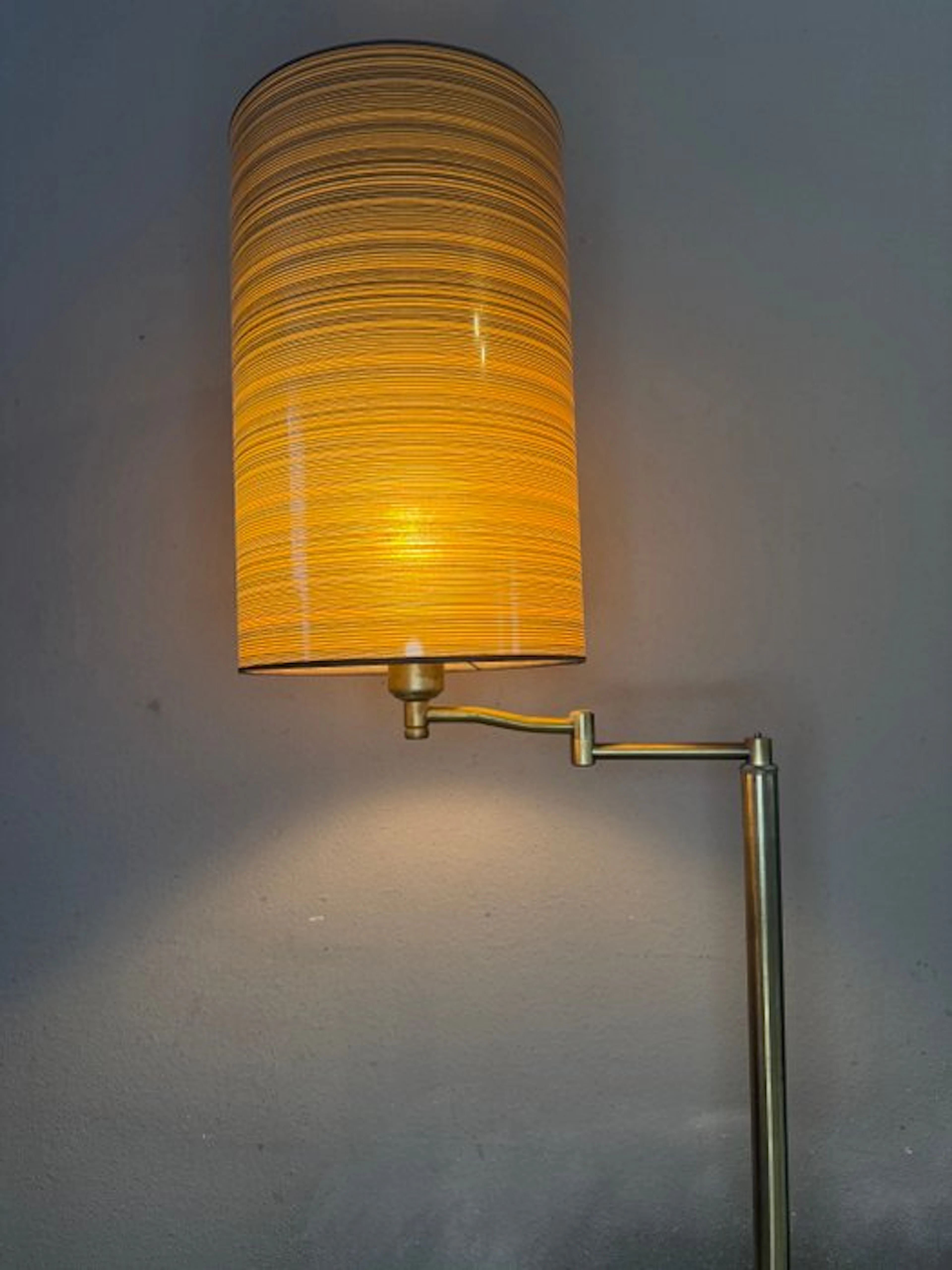 Kullman Lampen - Floor lamp - Brass, Textile - A swing-arm lamp 163cm!