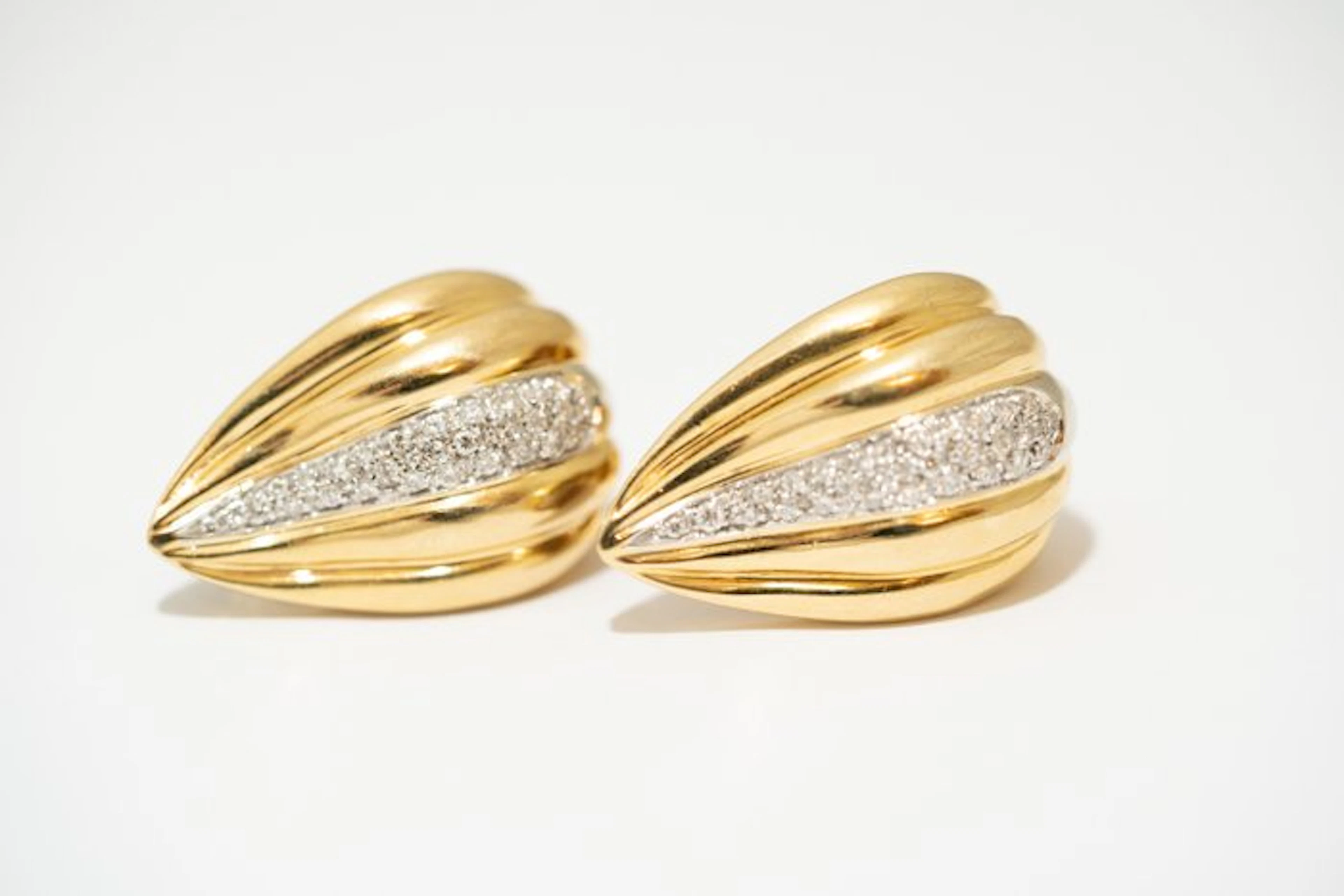 Earrings - 18 kt. Yellow gold
