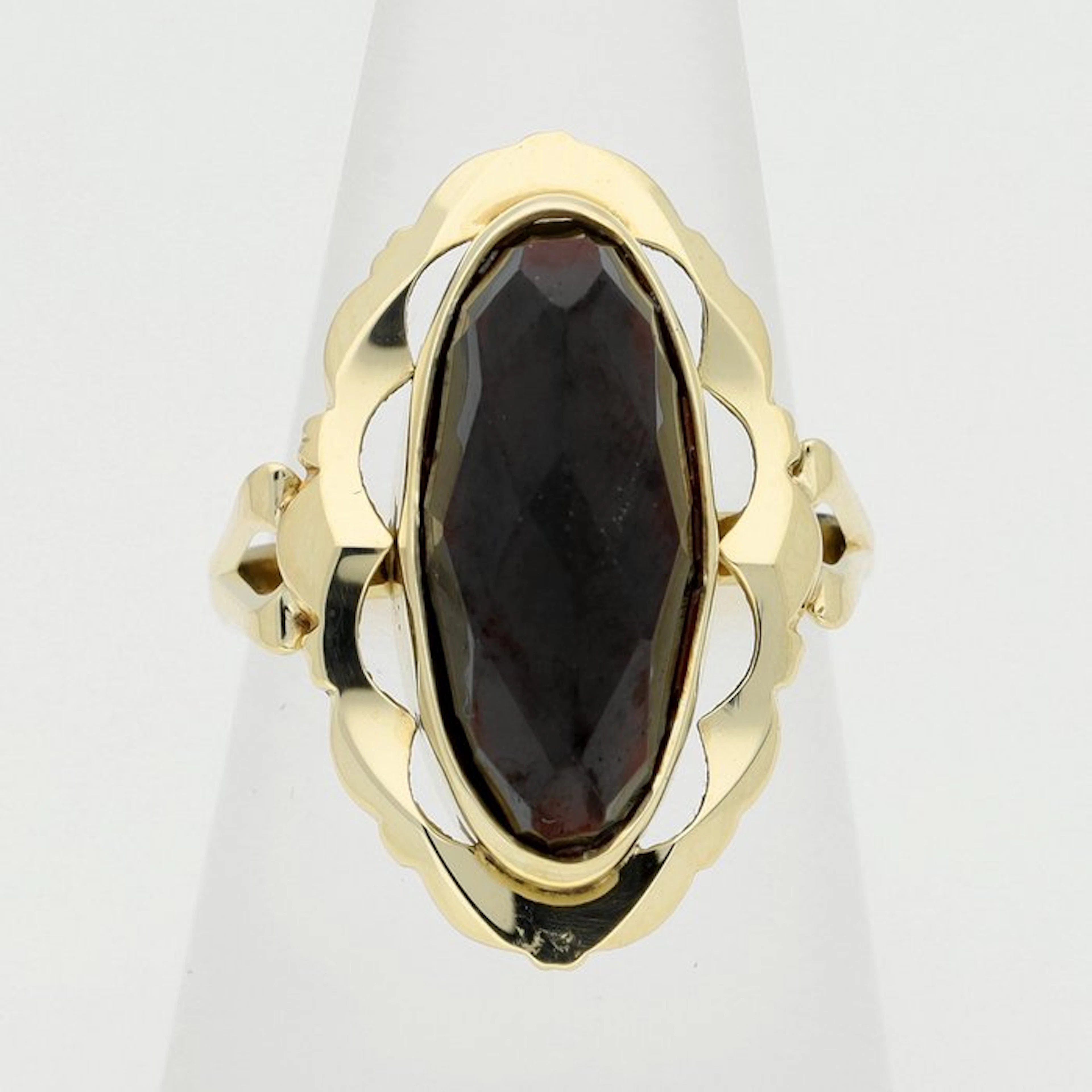 Ring - 18 kt. Yellow gold - Garnet
