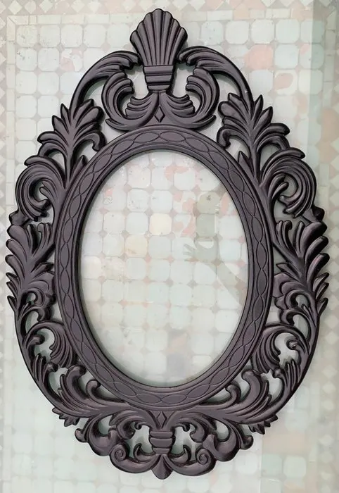 Frame - Wood - In Rococo style