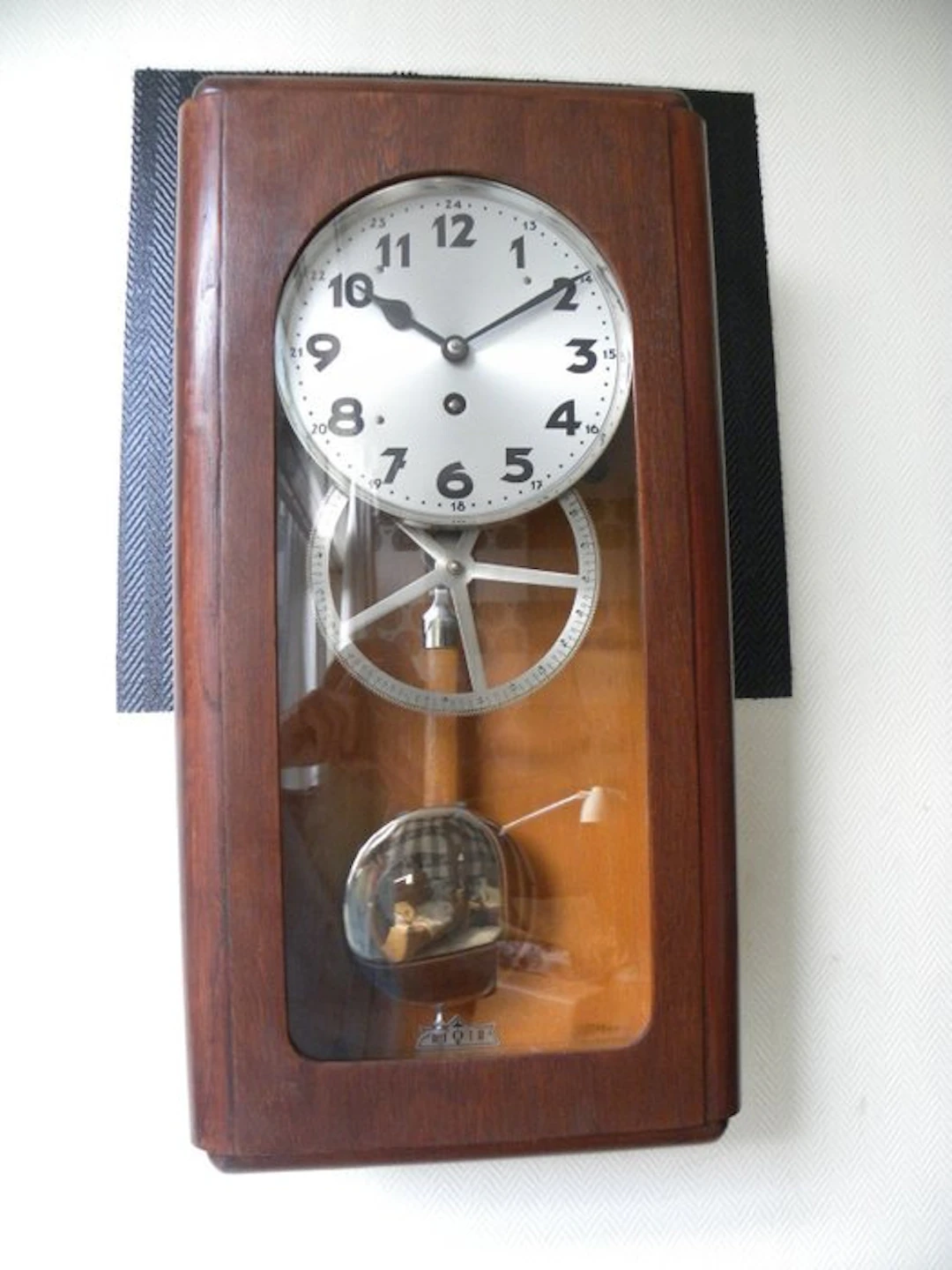 Mechanical time clock - Wood, Glass, Copper - 1960-1970