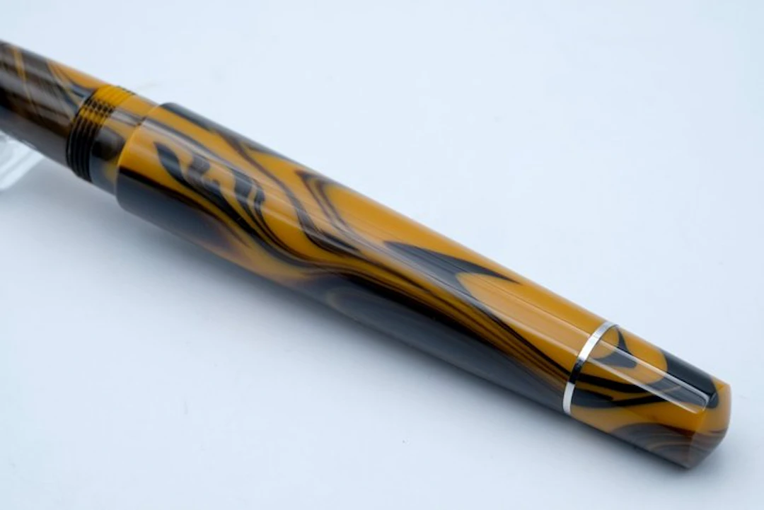 Tibaldi - Infrangibile - Espresso - (TIROBL22) - Fountain pen