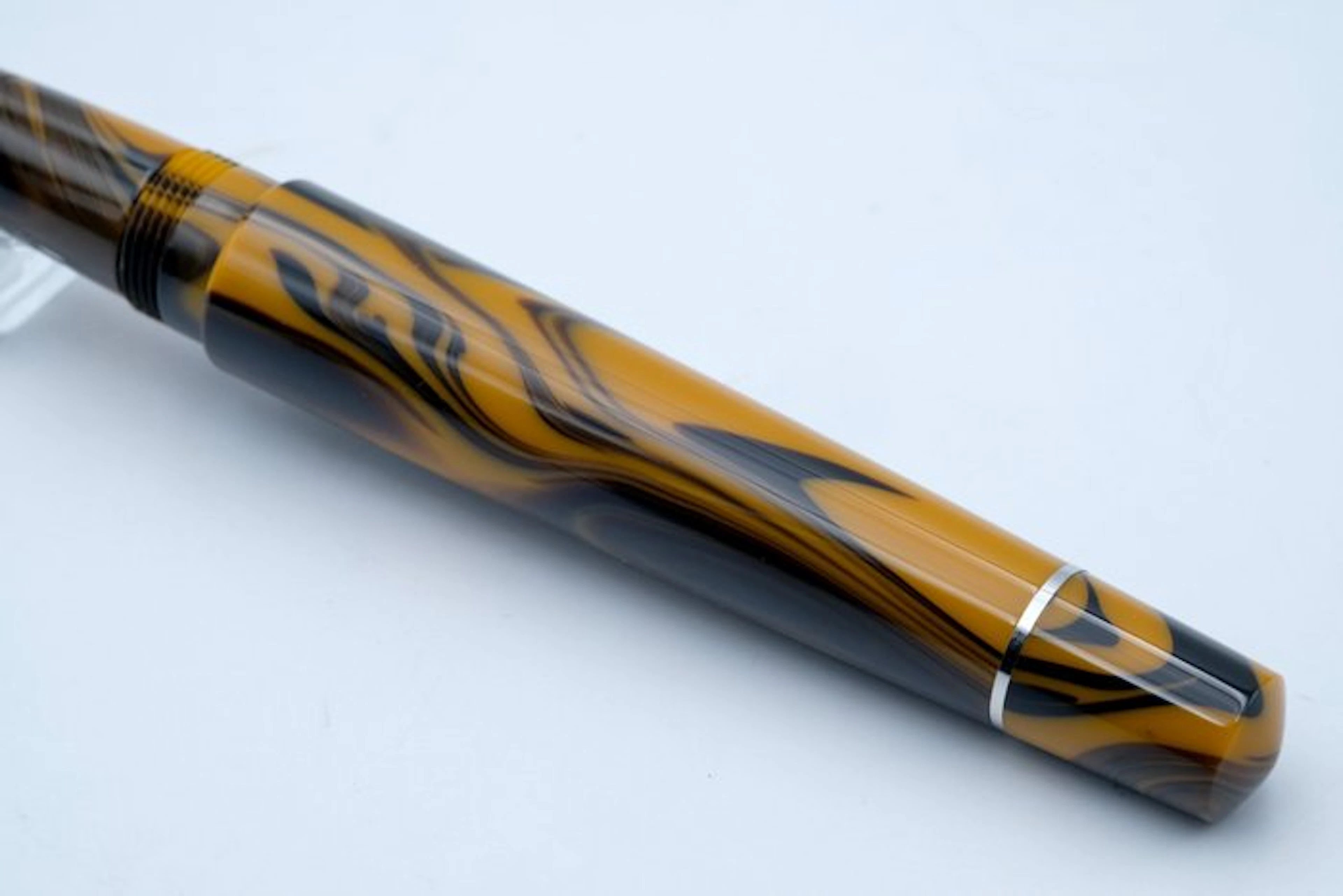 Tibaldi - Infrangibile - Espresso - (TIROBL22) - Fountain pen