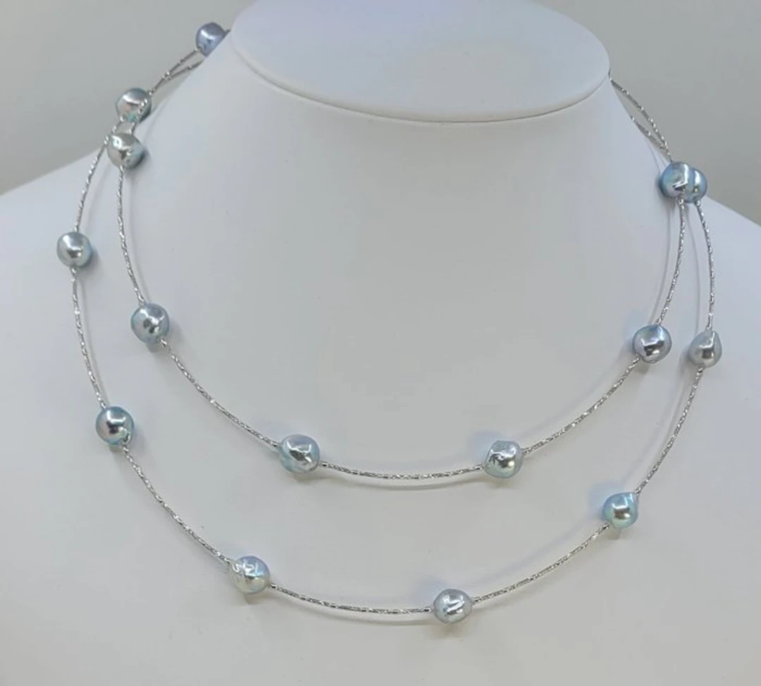 Necklace - 18 kt. White gold, 8x9mm Silvery Akoya Pearls