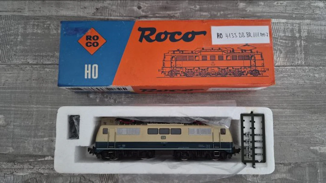 Roco H0 - 4133 - Electric locomotive (1) - Cases