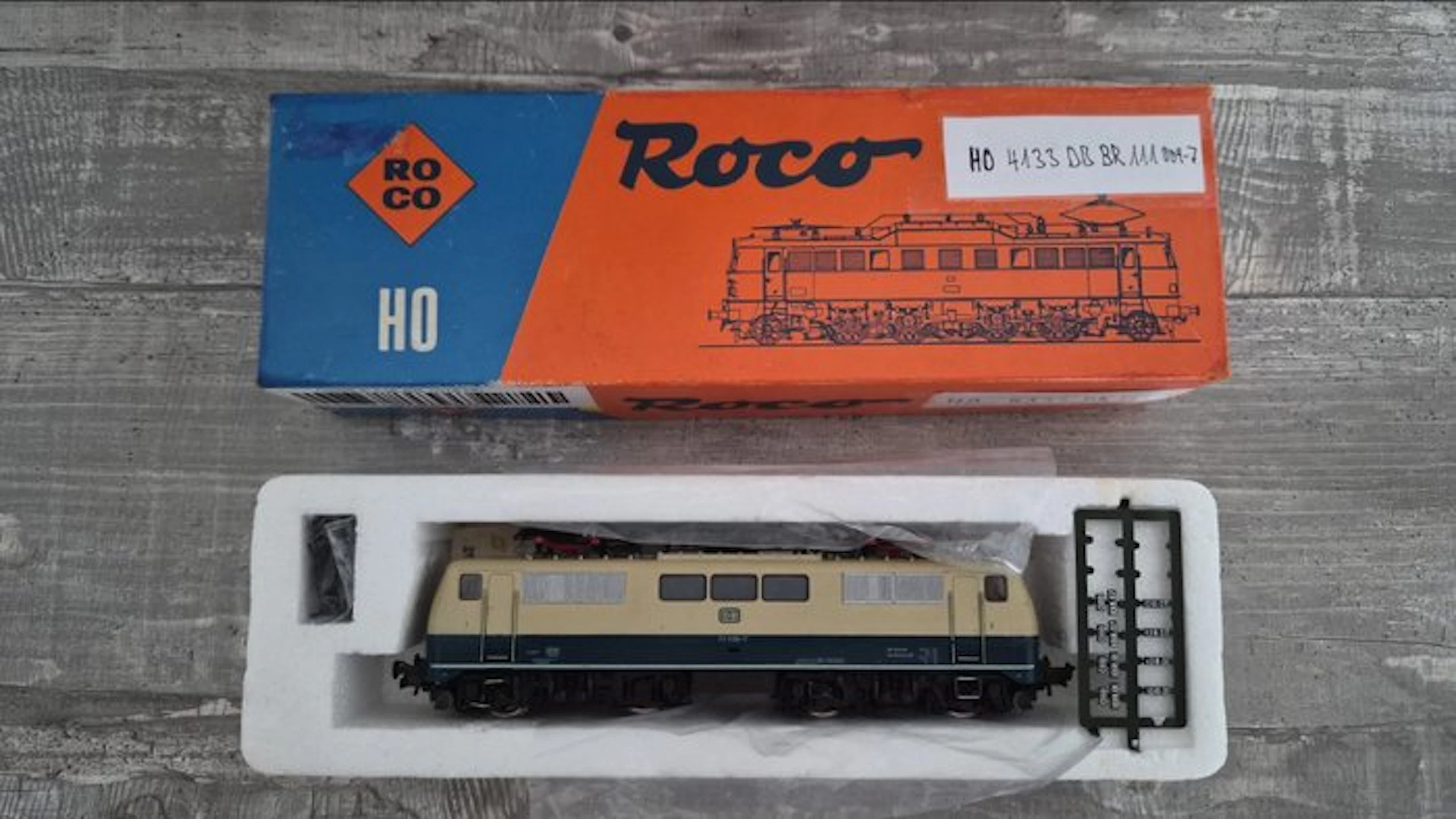 Roco H0 - 4133 - Electric locomotive (1) - Cases