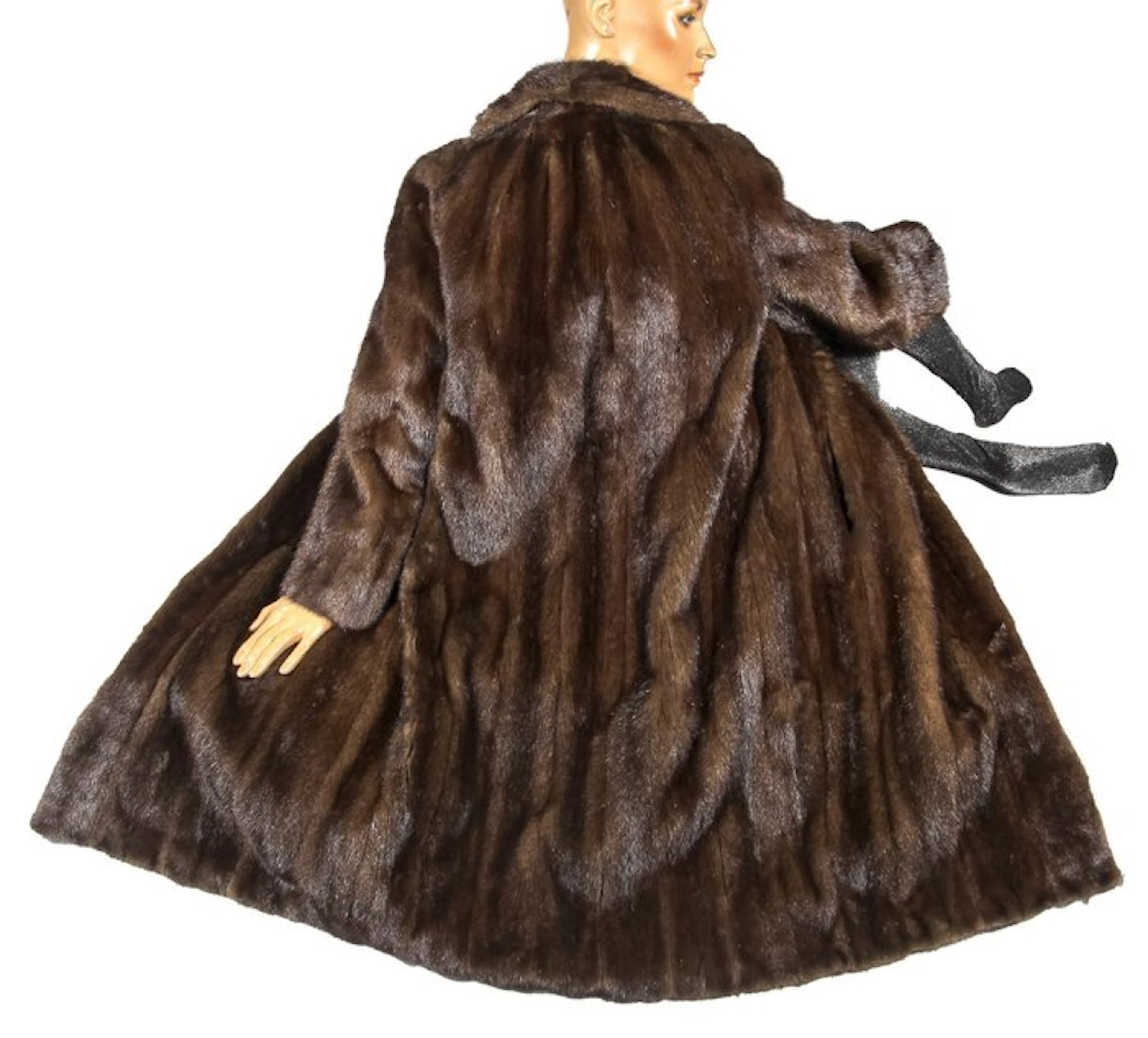 Artisan Furrier - Fur coat
