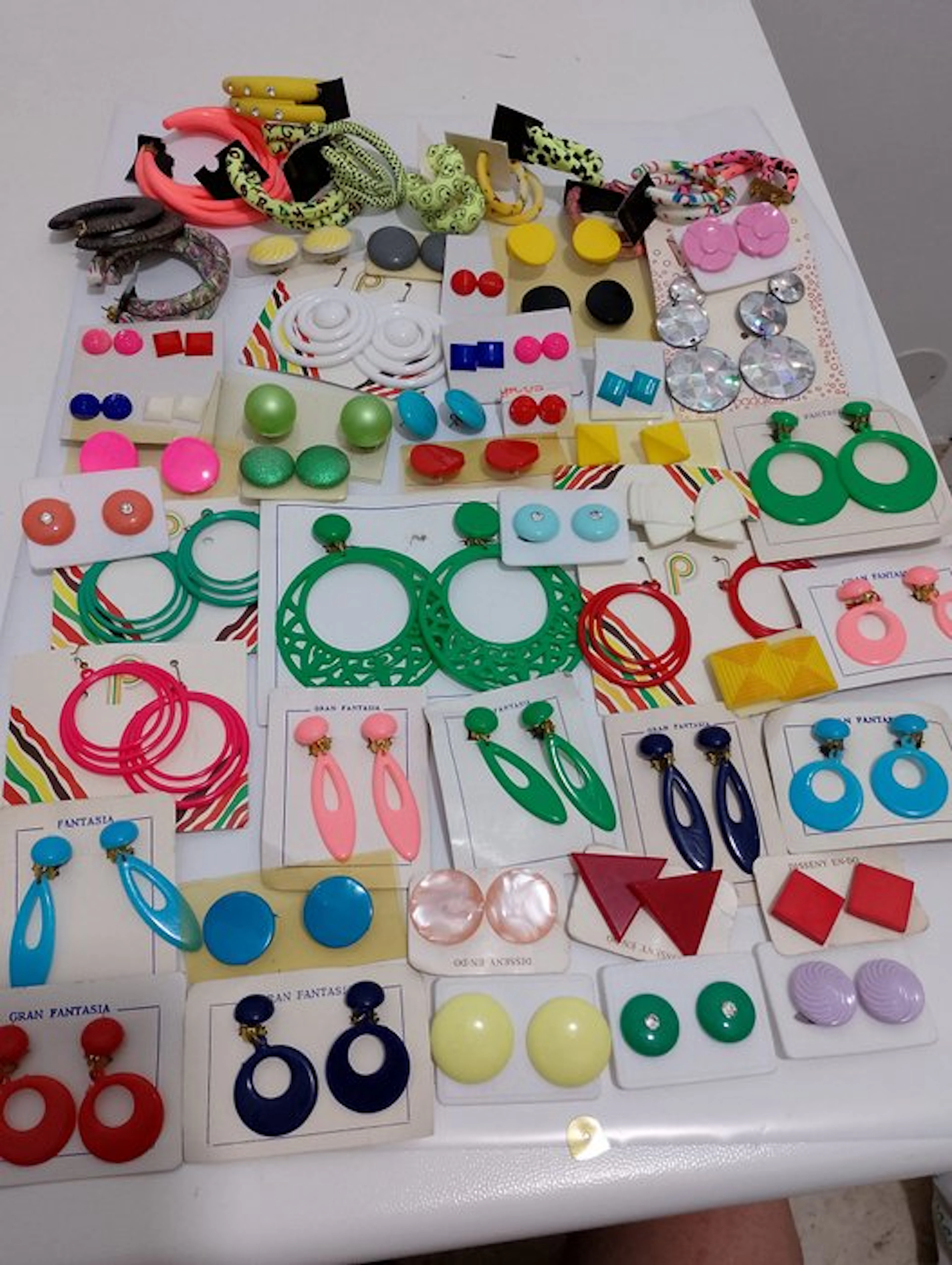Themed collection - Earrings - vintage
