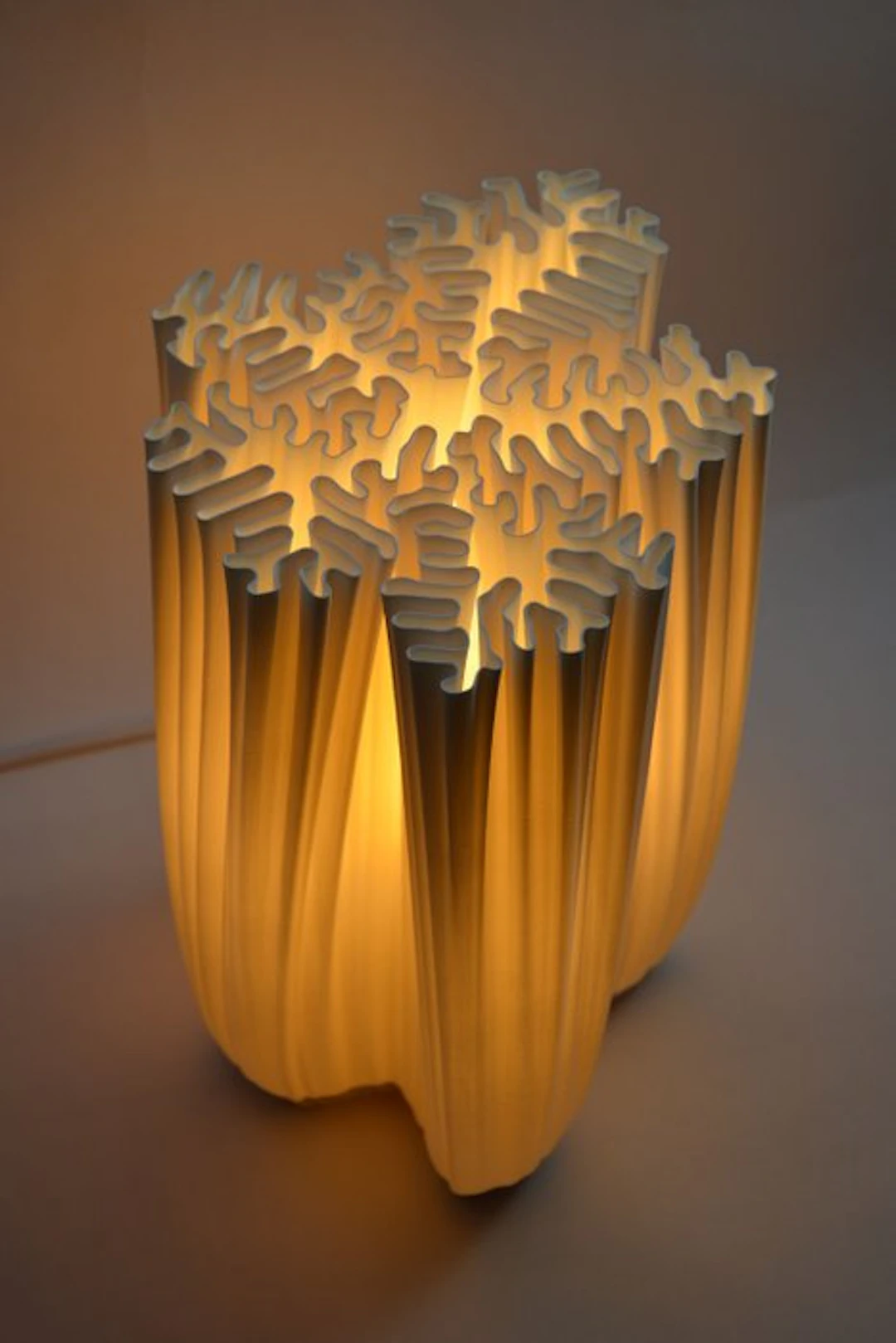 Table lamp - Sculptural table lamp - "Coral" - S1 - Plant-based bio-material