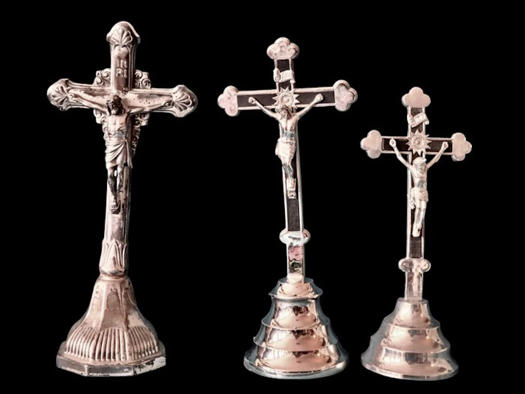 Cross (3) - Metal - 1850-1900 - Table crucifixes, lot