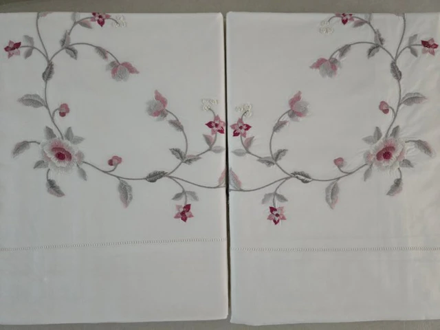 Set Lenzuola ricamate in puro cotone percalle Ricamo in...
