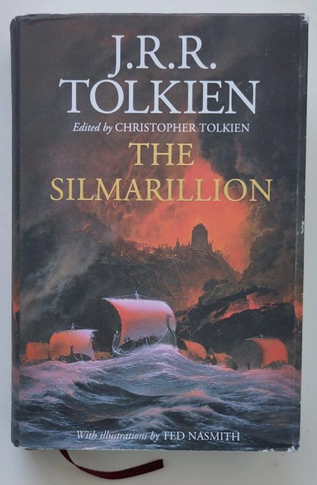 J.R.R. Tolkien - Ted Nasmith illustrated The Silmarillion - 2021