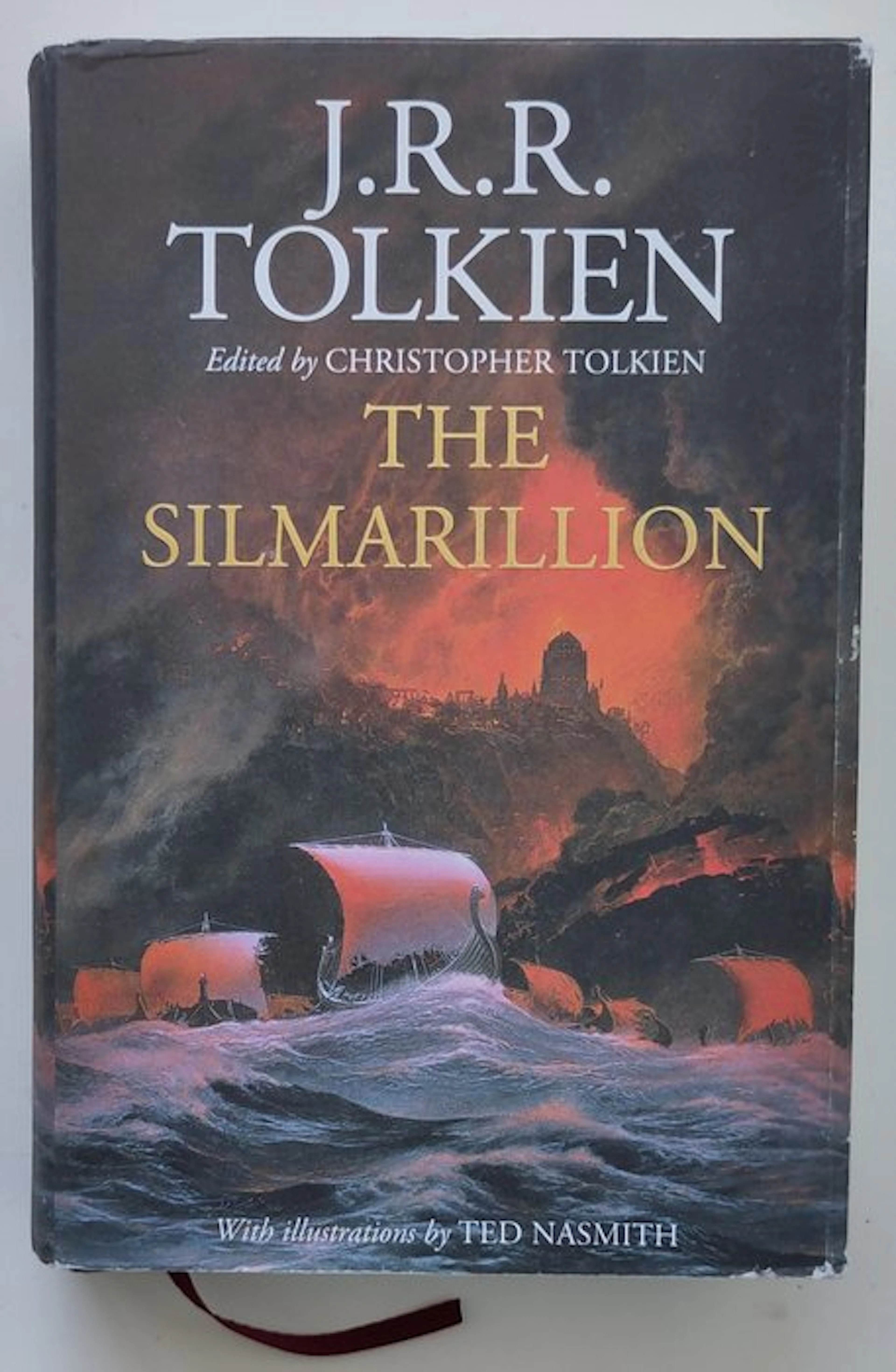 J.R.R. Tolkien - Ted Nasmith illustrated The Silmarillion - 2021