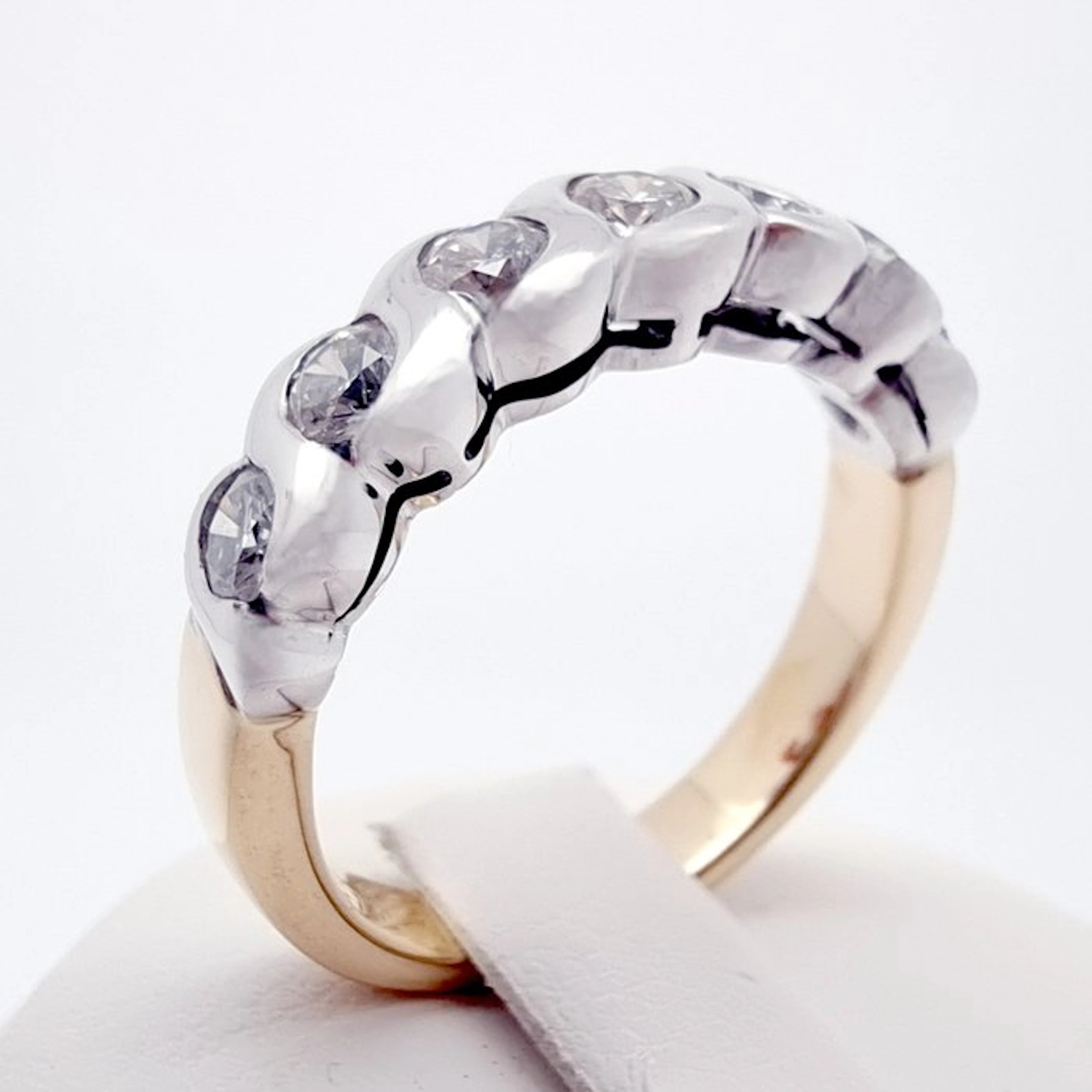 Ring - 18 kt. White gold, Yellow gold - 0.70ct. tw. Diamond (Natural)