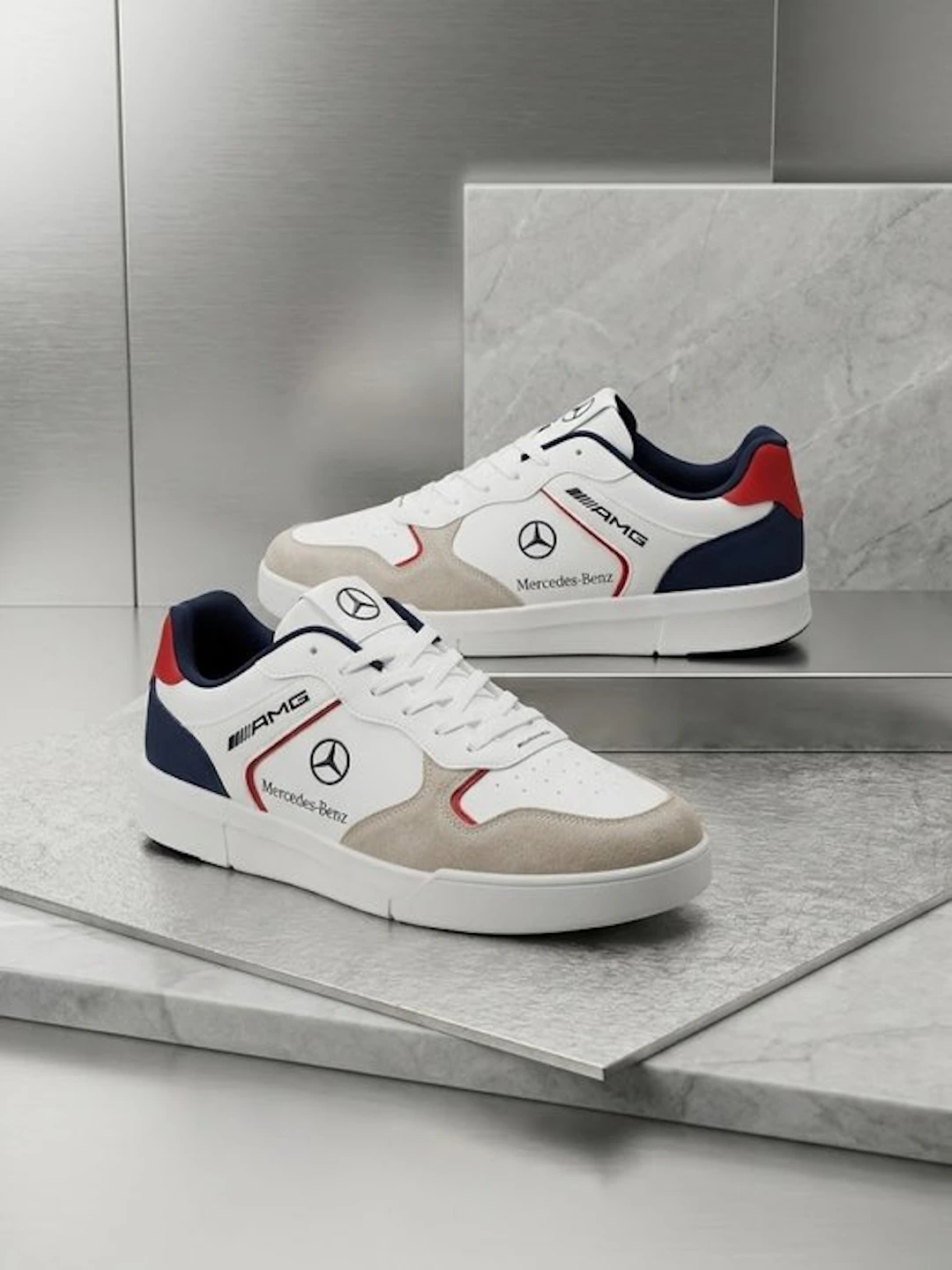 Sneakers - Mercedes-Benz - Low- Top Court EU 44