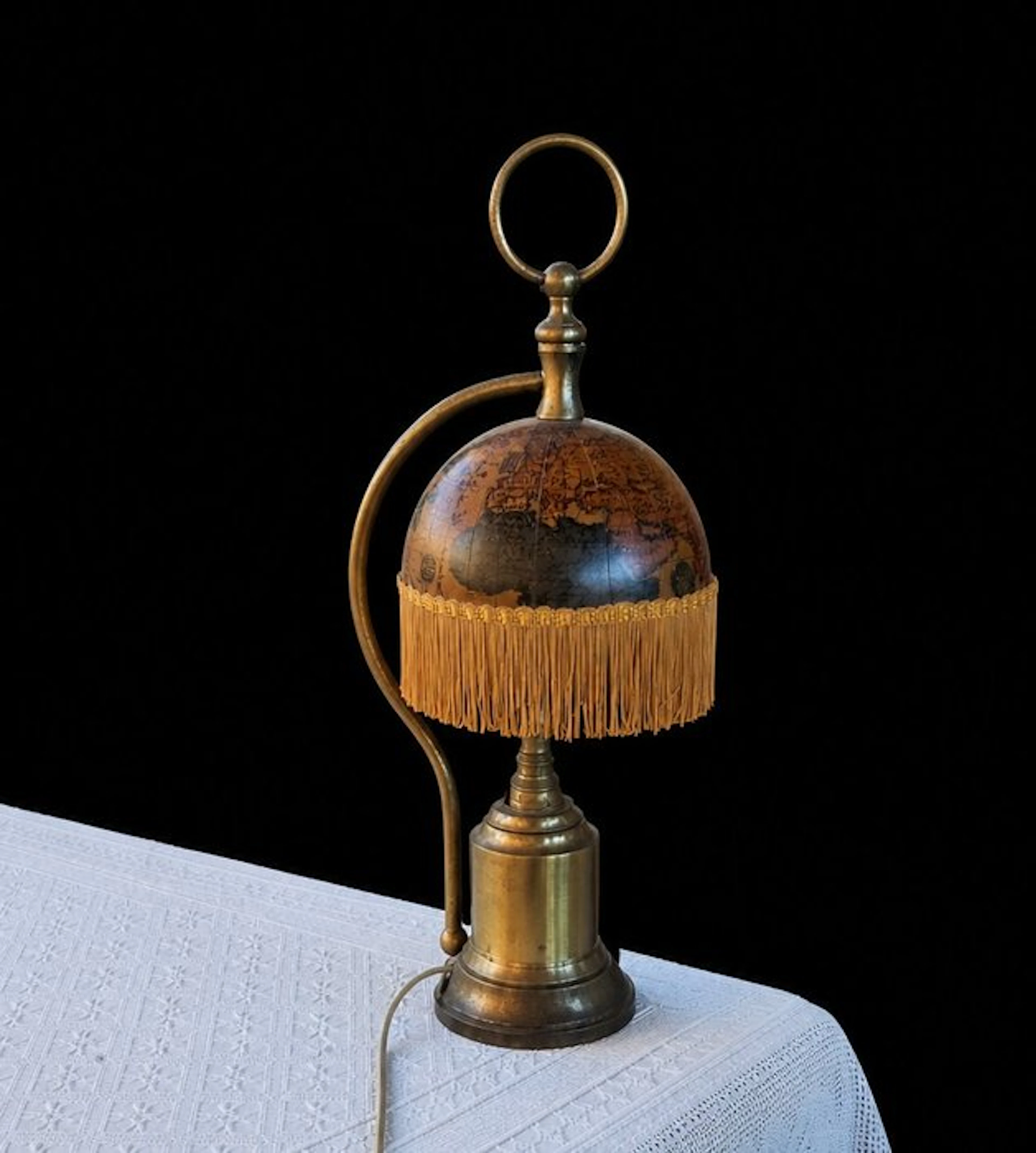 Globe table lamp - Gilt brass, Gilt brass, Cardboard - Vintage lampshade