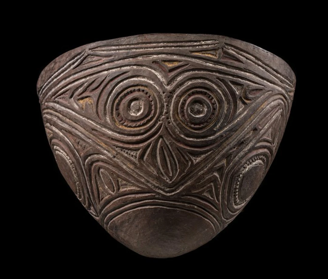 Sago bowl with exhibition provenance. - Papua New Guinea