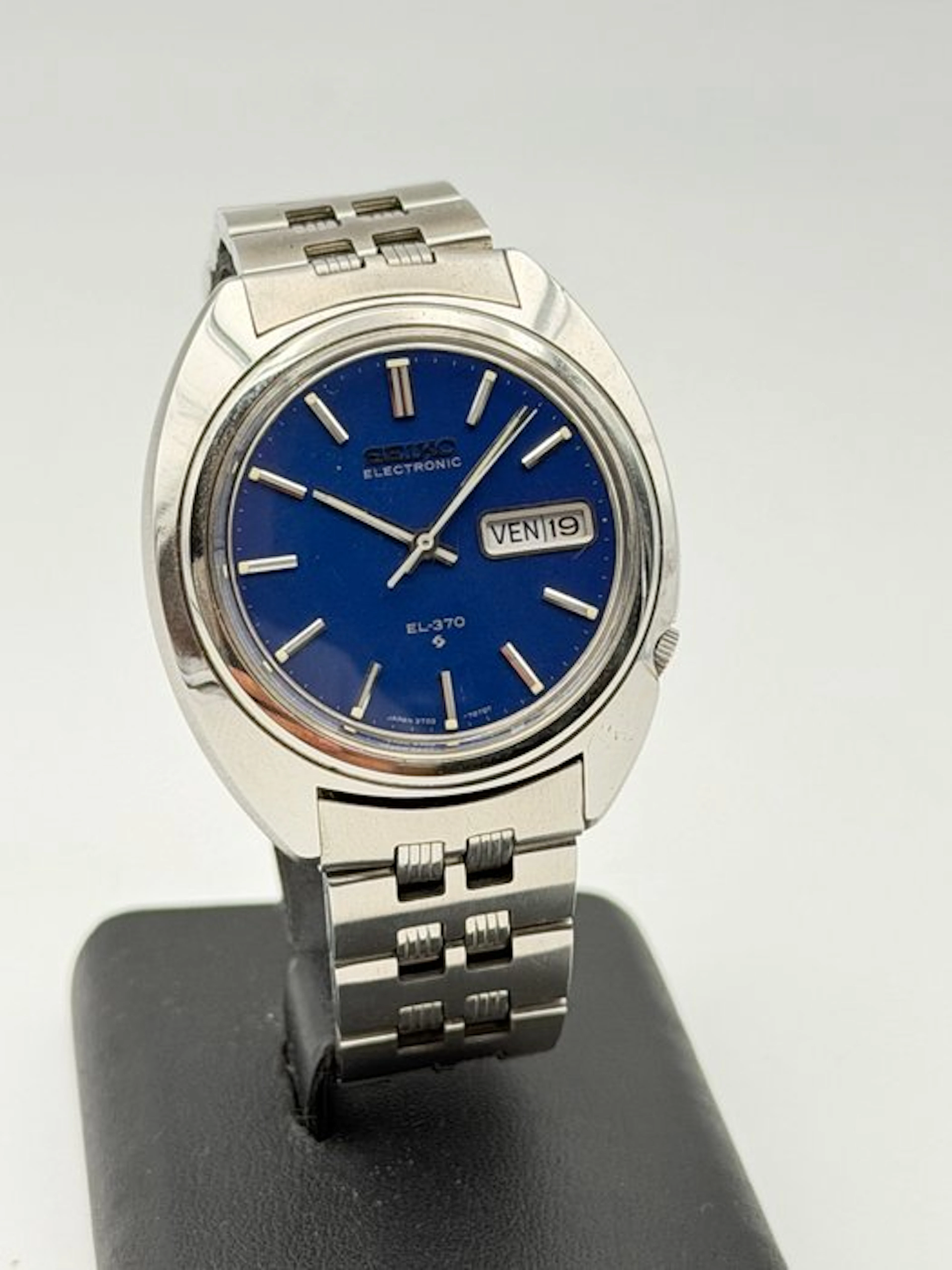 Seiko - electronic EL-370 NOS vintage japan - No reserve...