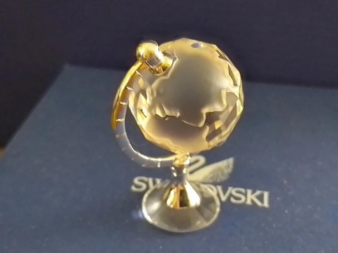 Swarovski - Figurine - Globe, Silver - 626853 - Box + Certificate - Crystal