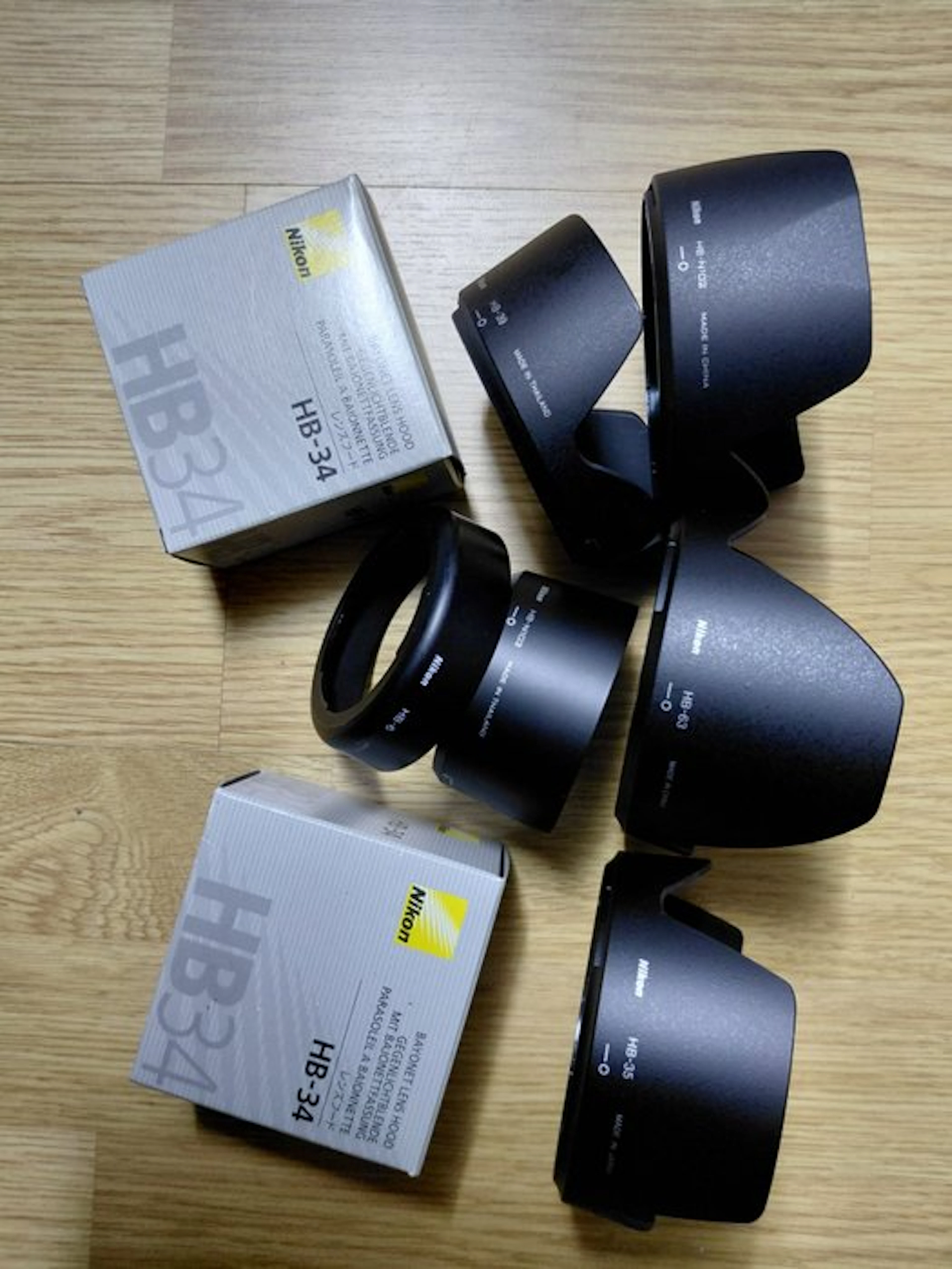 Nikon BATCH VAN ORIGINELE NIKON ZONNEKAPPEN Camera accessories