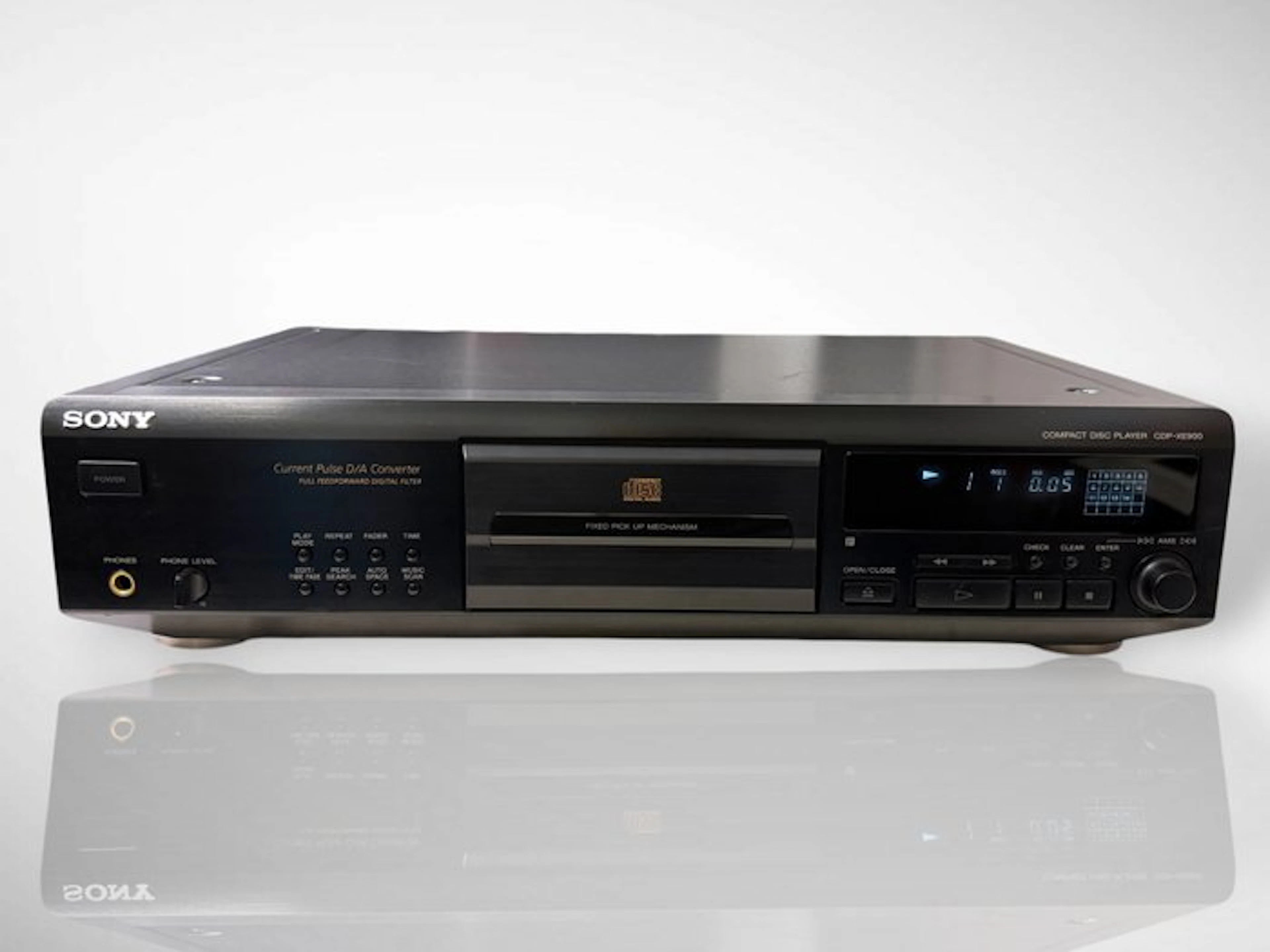 Sony - CDP-XE900 CD player
