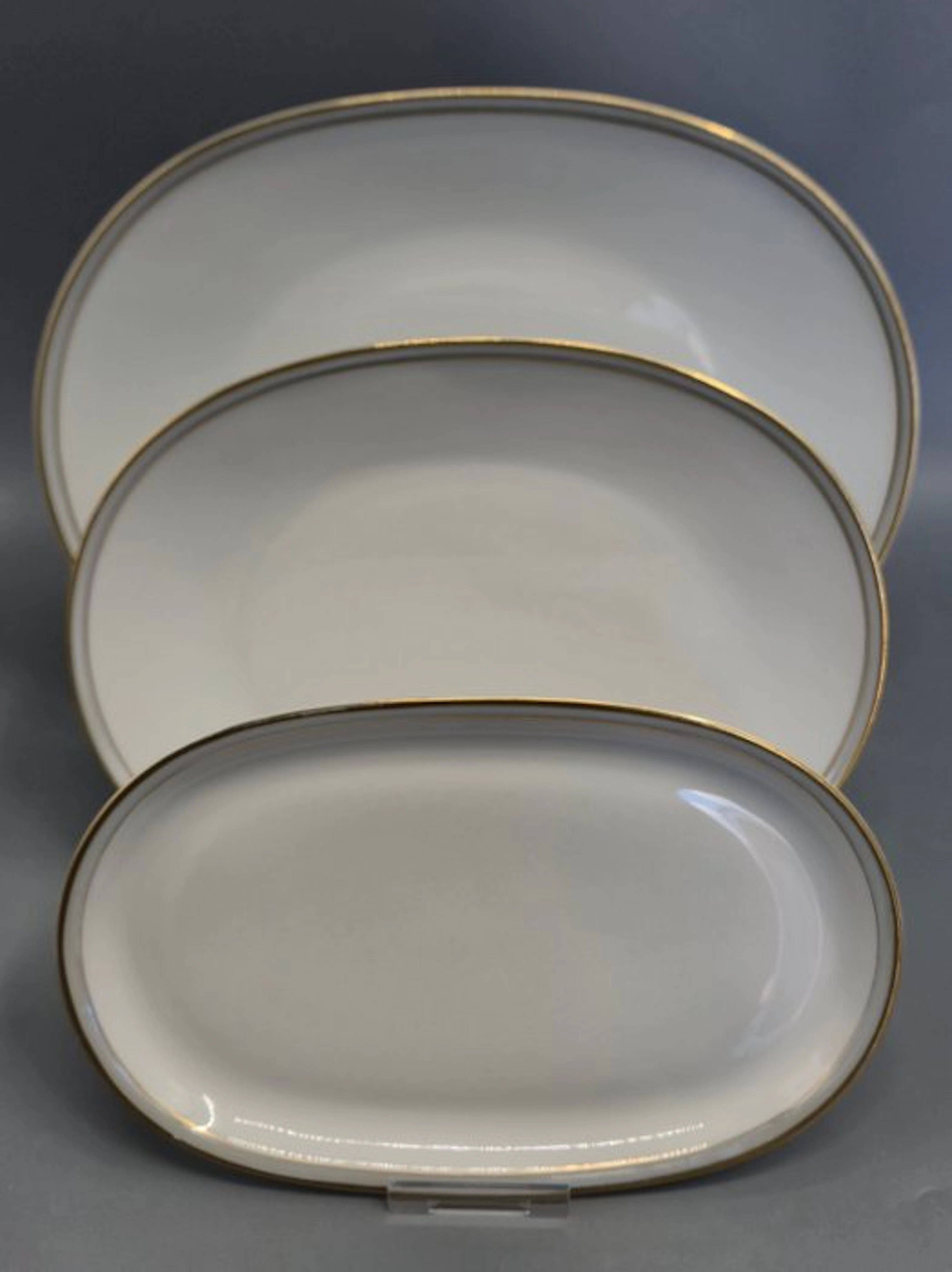 Dinner set - Elegantes Porzellan Servierplatten Set...