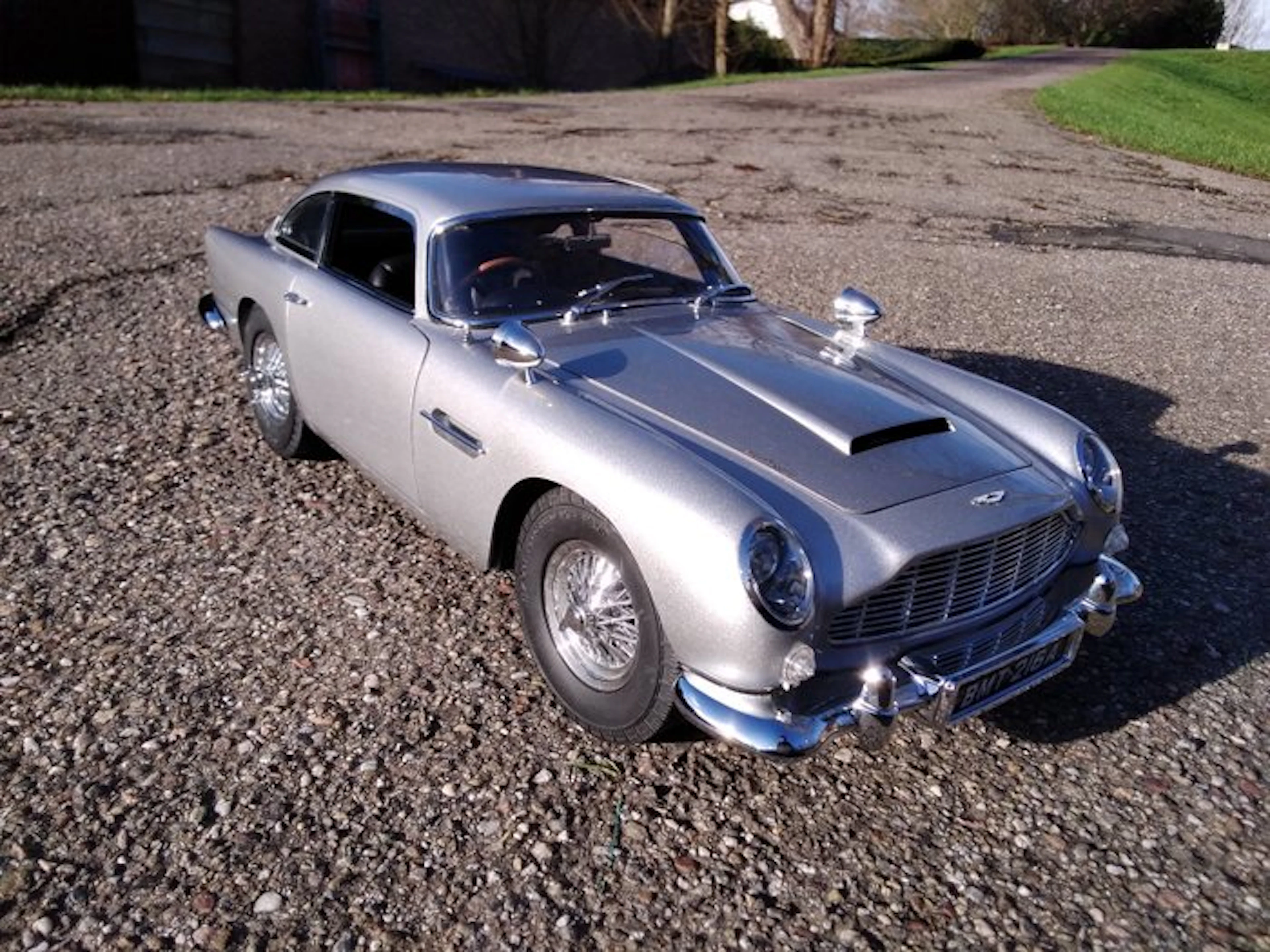 Eagle 1:8 - Model sports car - Aston Martin DB5 - James Bond