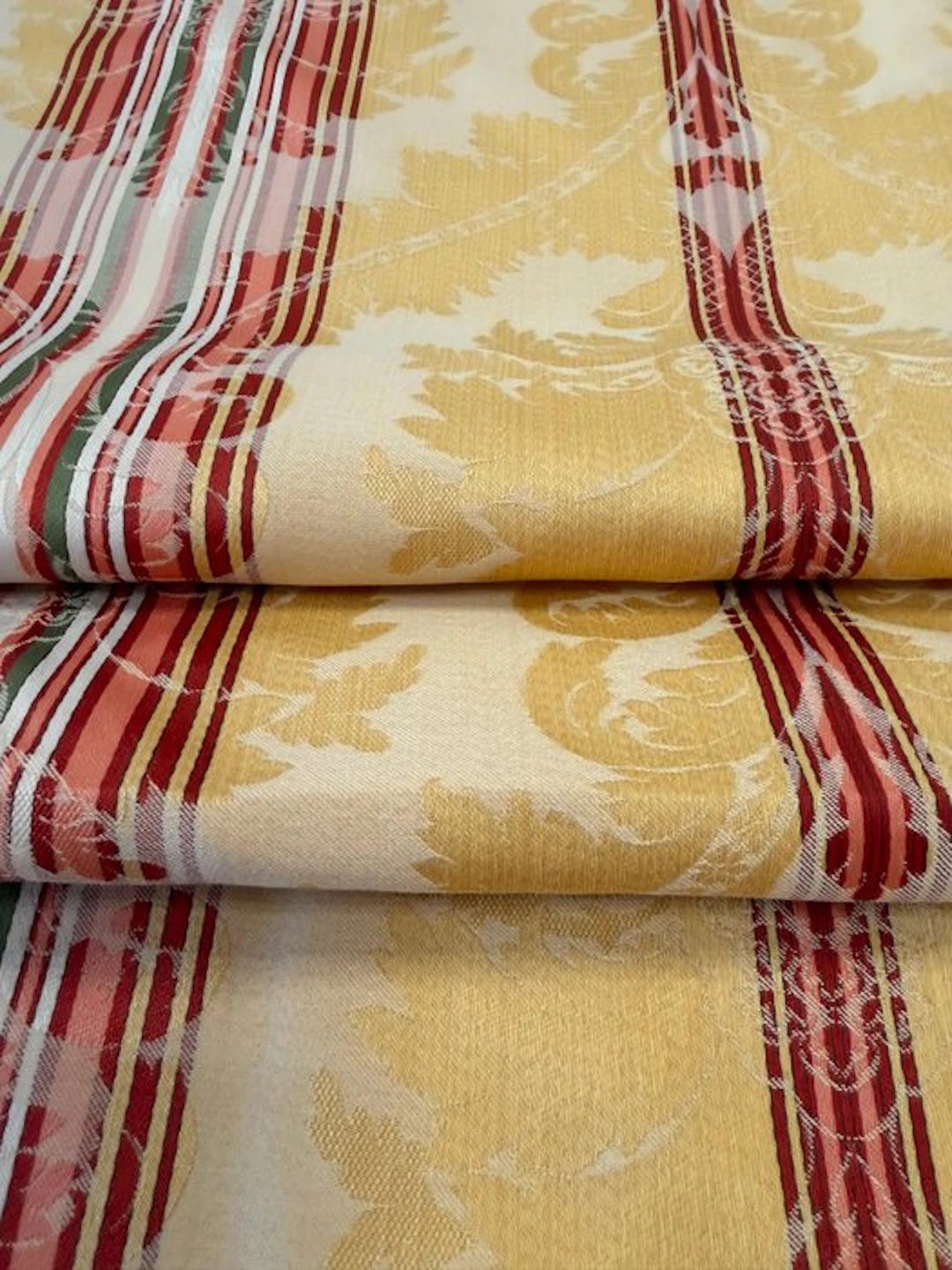 1730★ Decorative elegance with Italian taste