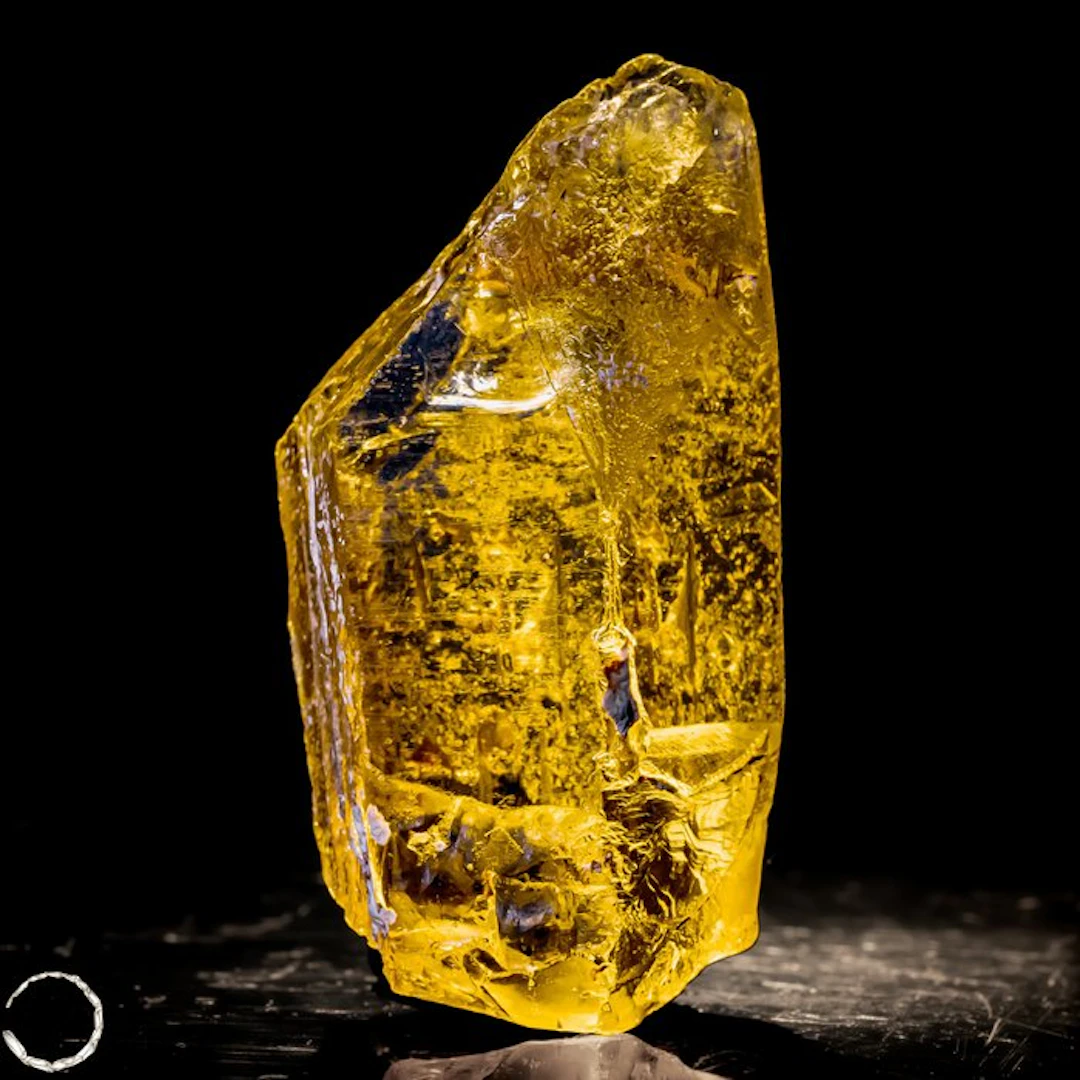 Natural citrine crystal – Golden clarity in original...