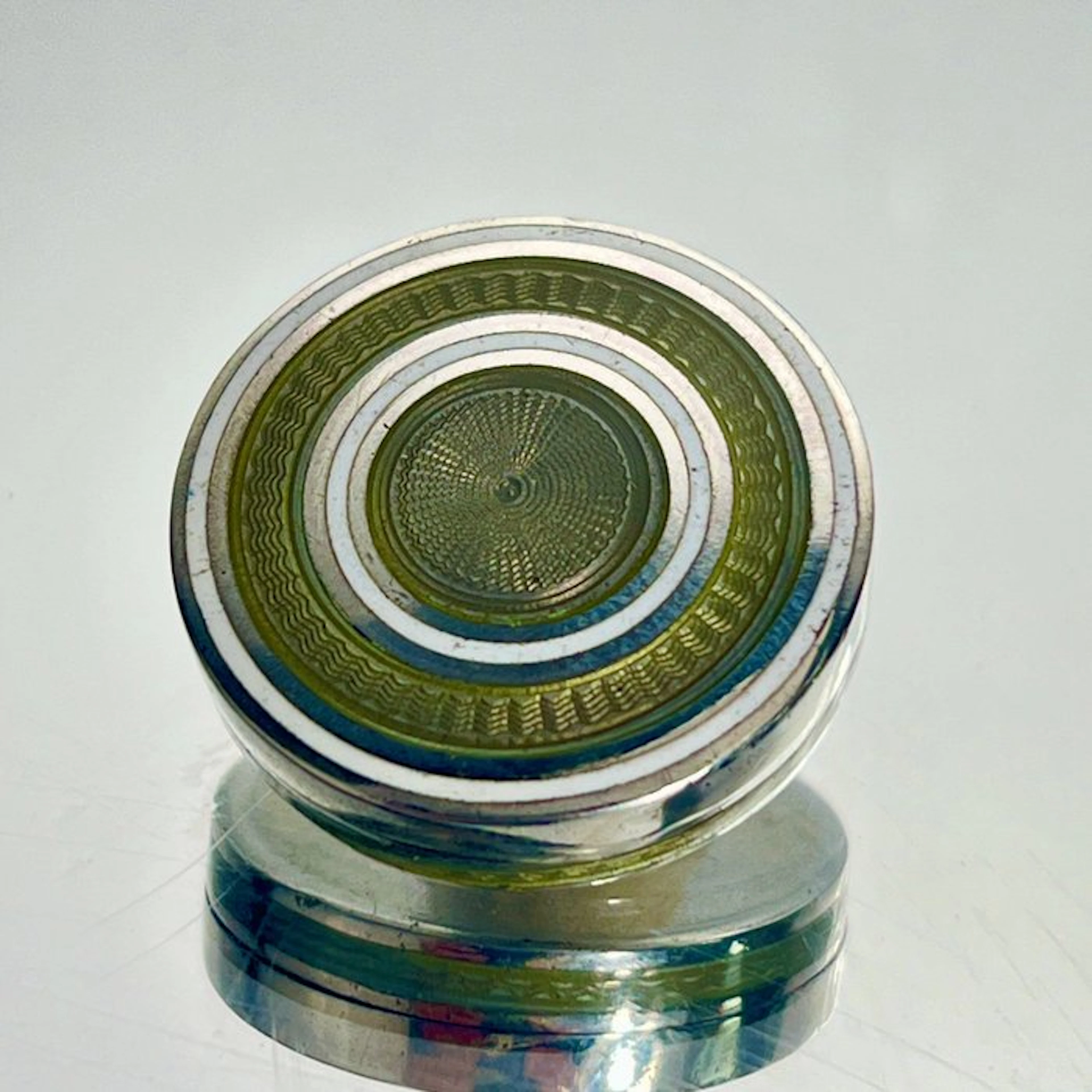 Box - Ointment - Vanity Art Deco - Belle Epoque - .925 silver - Guilloché